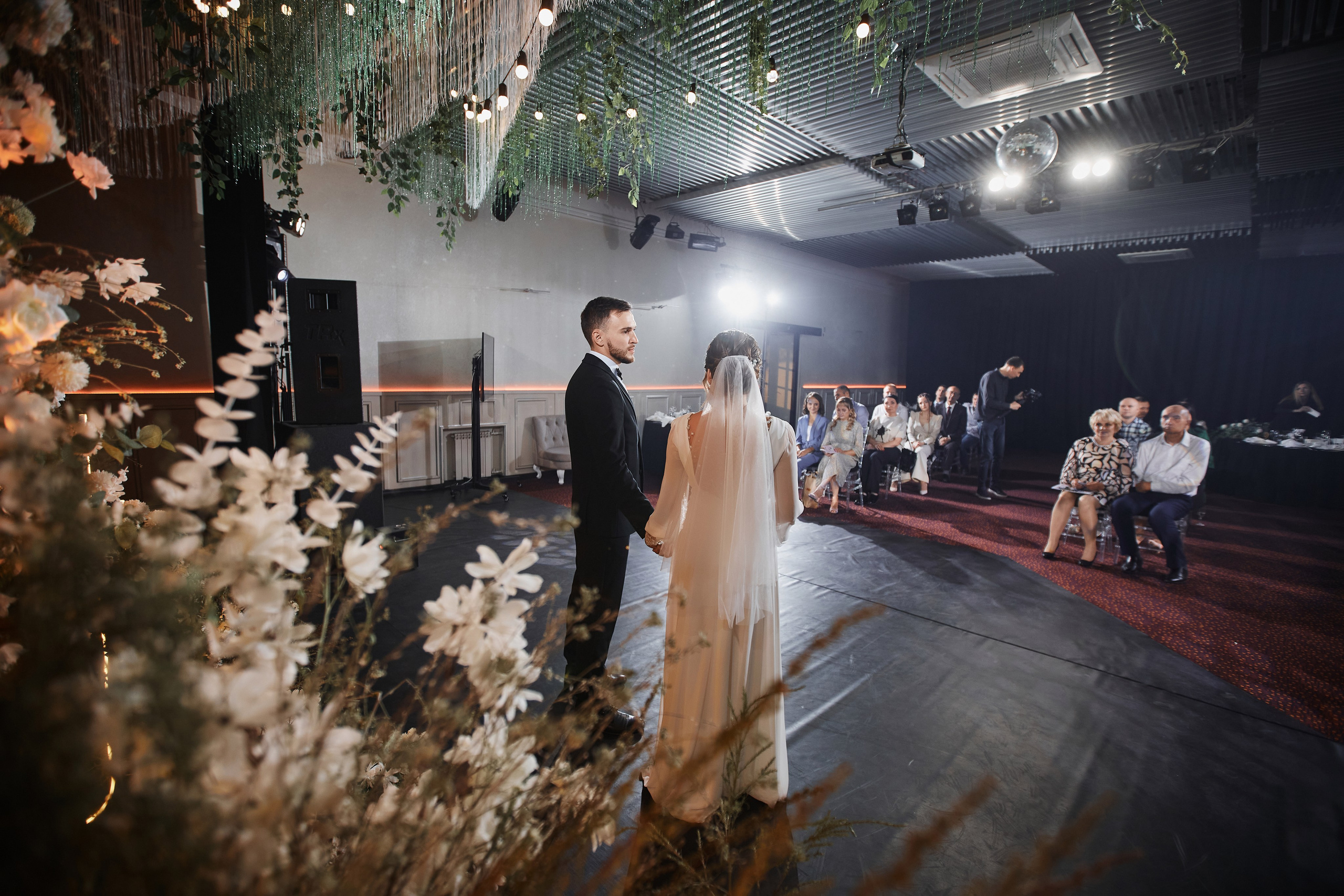 Костя и Елена Банкет. Ваш фотограф Антон Колташов город Курган Тюмень Челябинск Екатеринбург