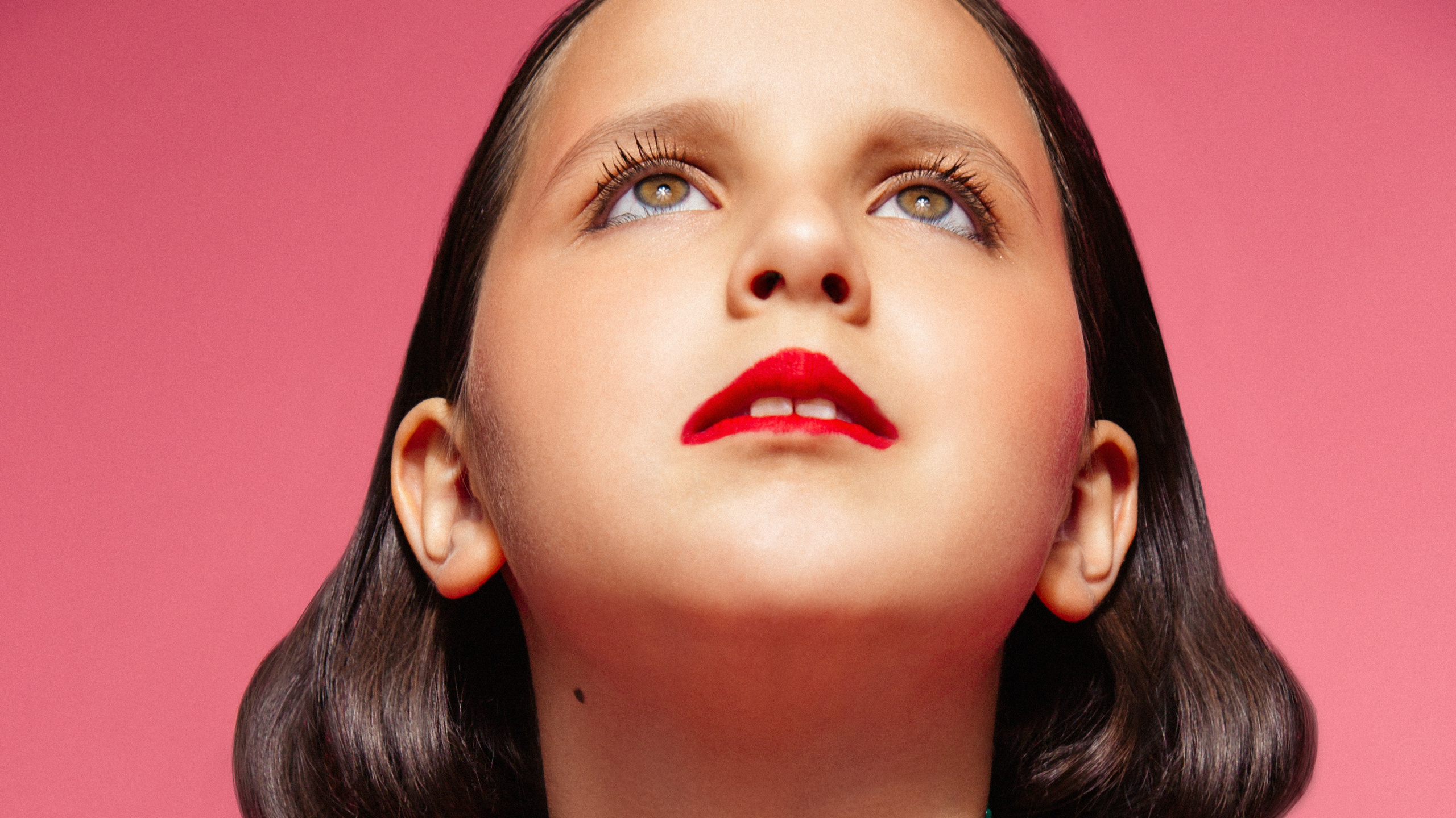 Красивая съёмка для бренда небанальных украшений. Света Полетаева Москва