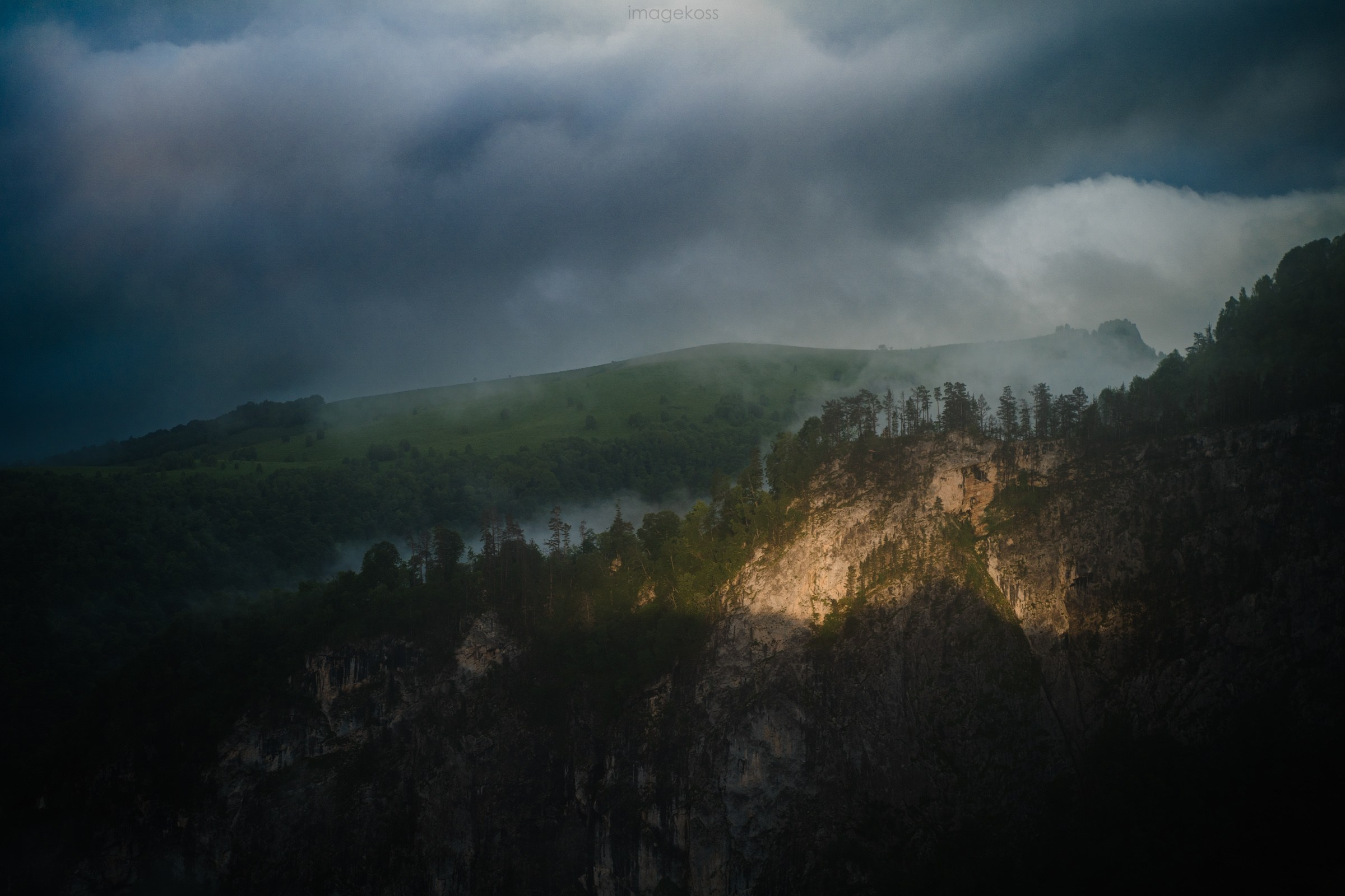 Адыгея. Большой Тхач. Фотограф в поход и восхождение на Эльбрус Игорь Косарев
