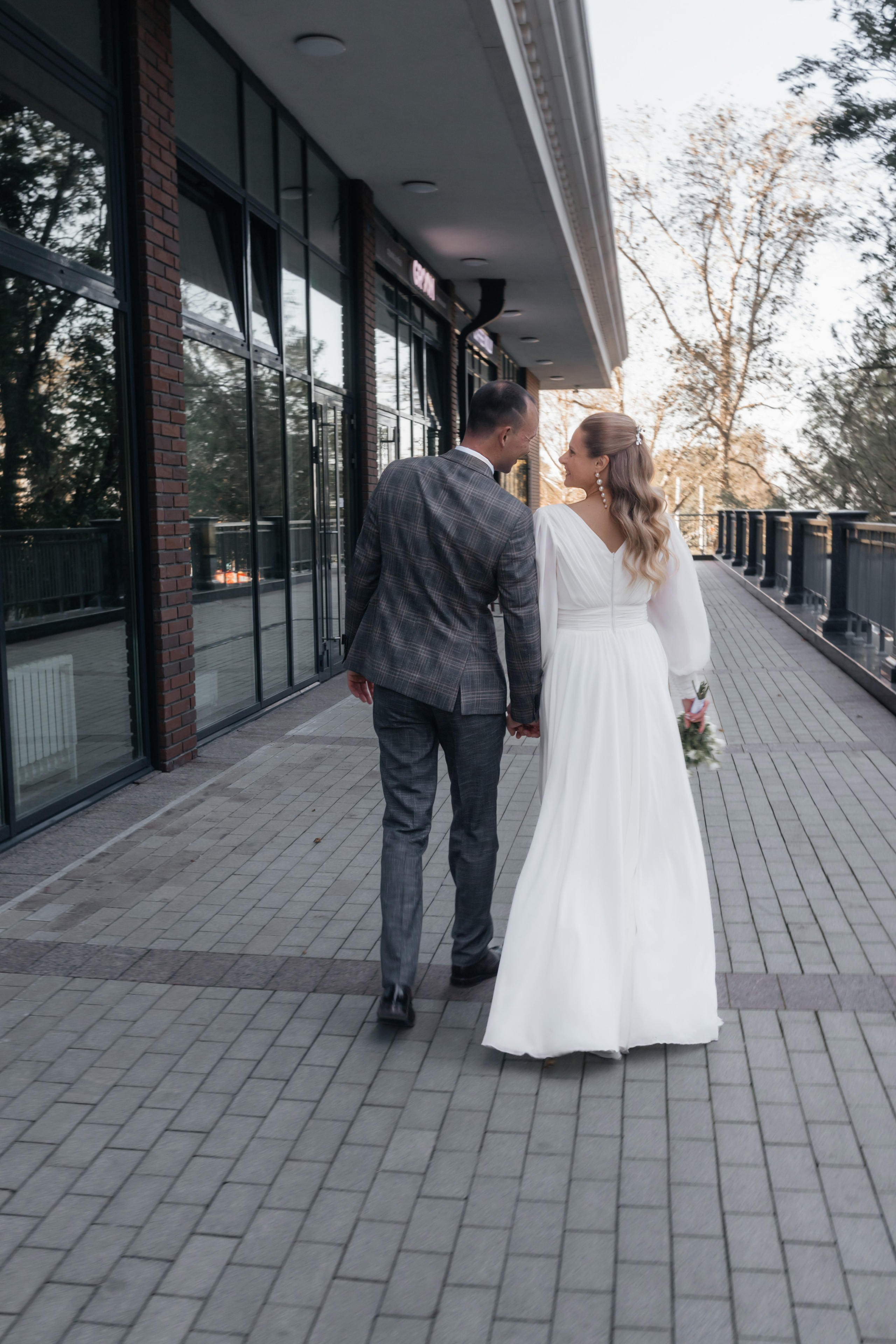 Свадебная прогулка Оли и Димы. Свадебный фотограф и фотограф Love-Store в Нижнем Новгороде Анастасия