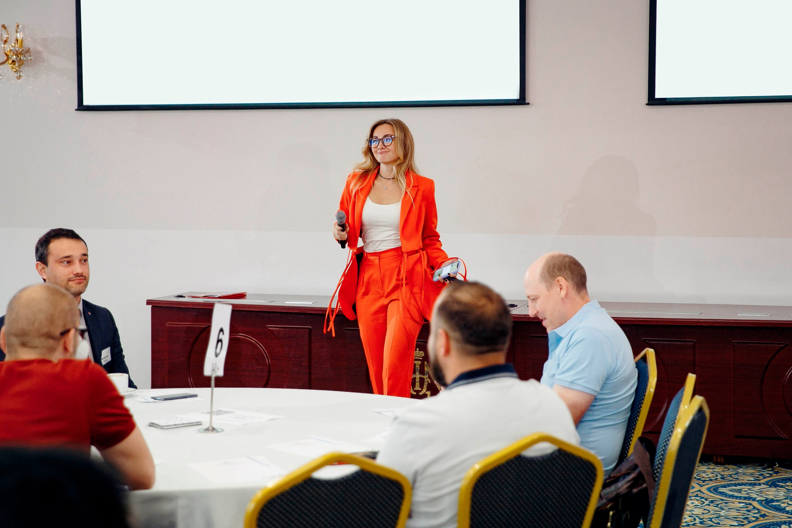 Тимбилдинг в «Royal Hotel». Ваш репортажный фотограф Артемий Антонов