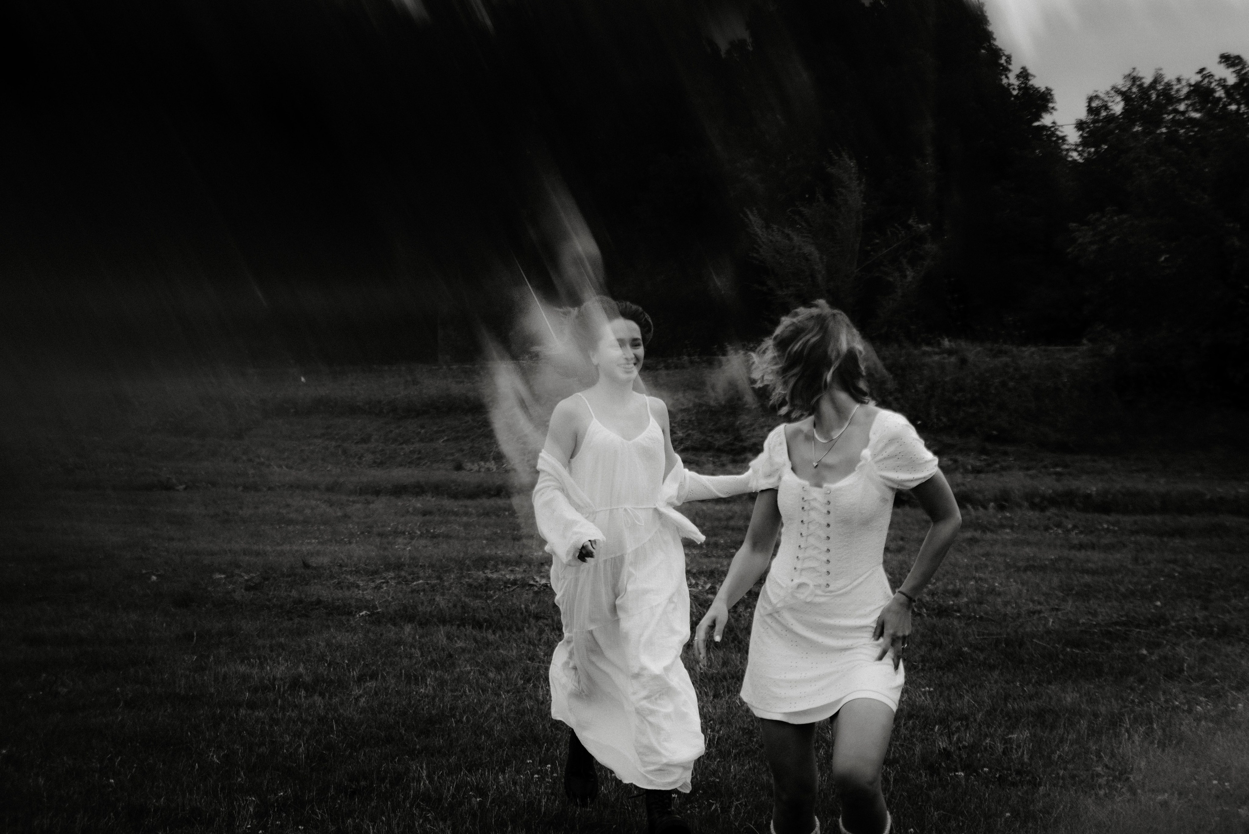 Алена и Даша