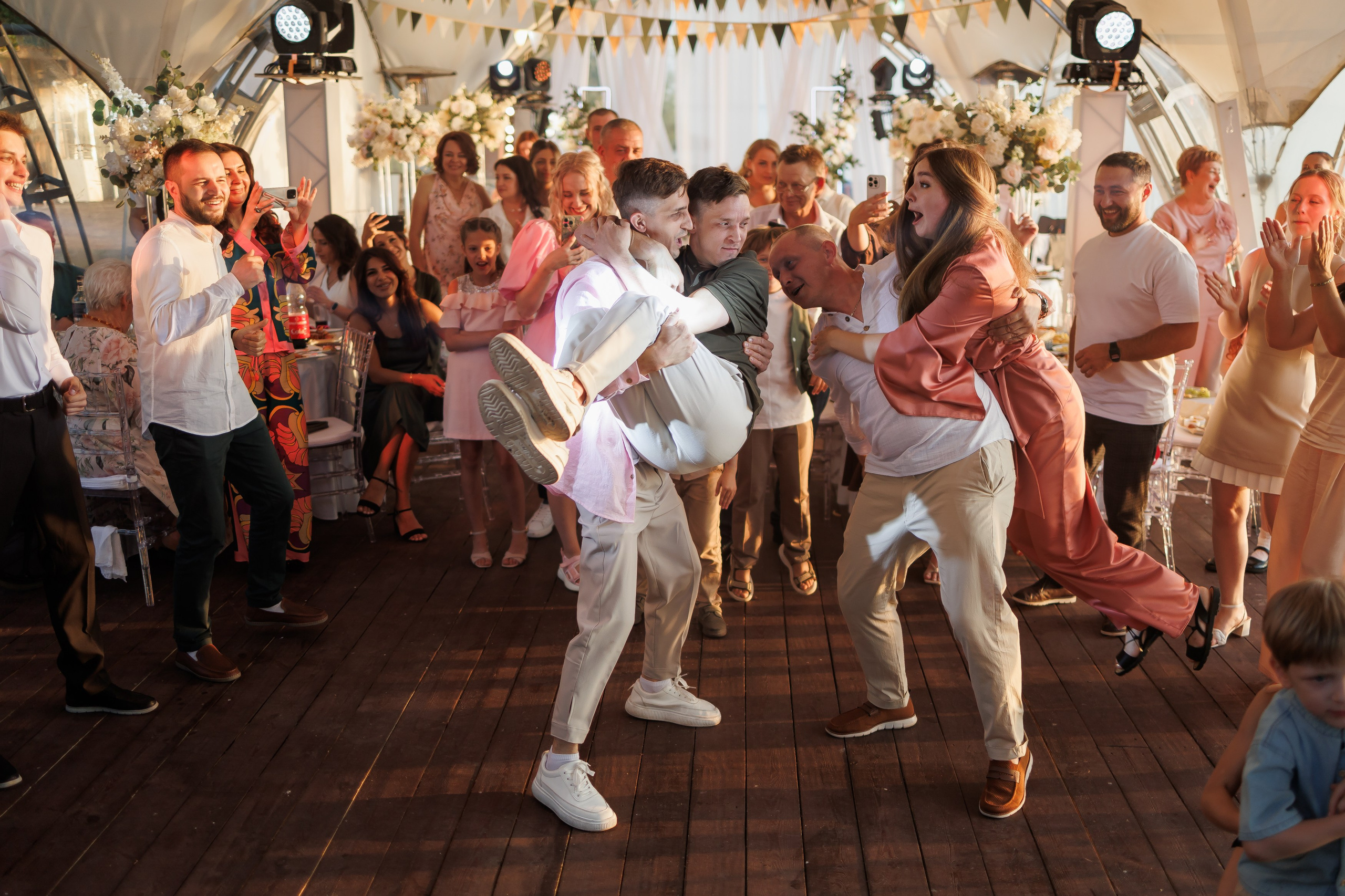 качественная съемка свадеб