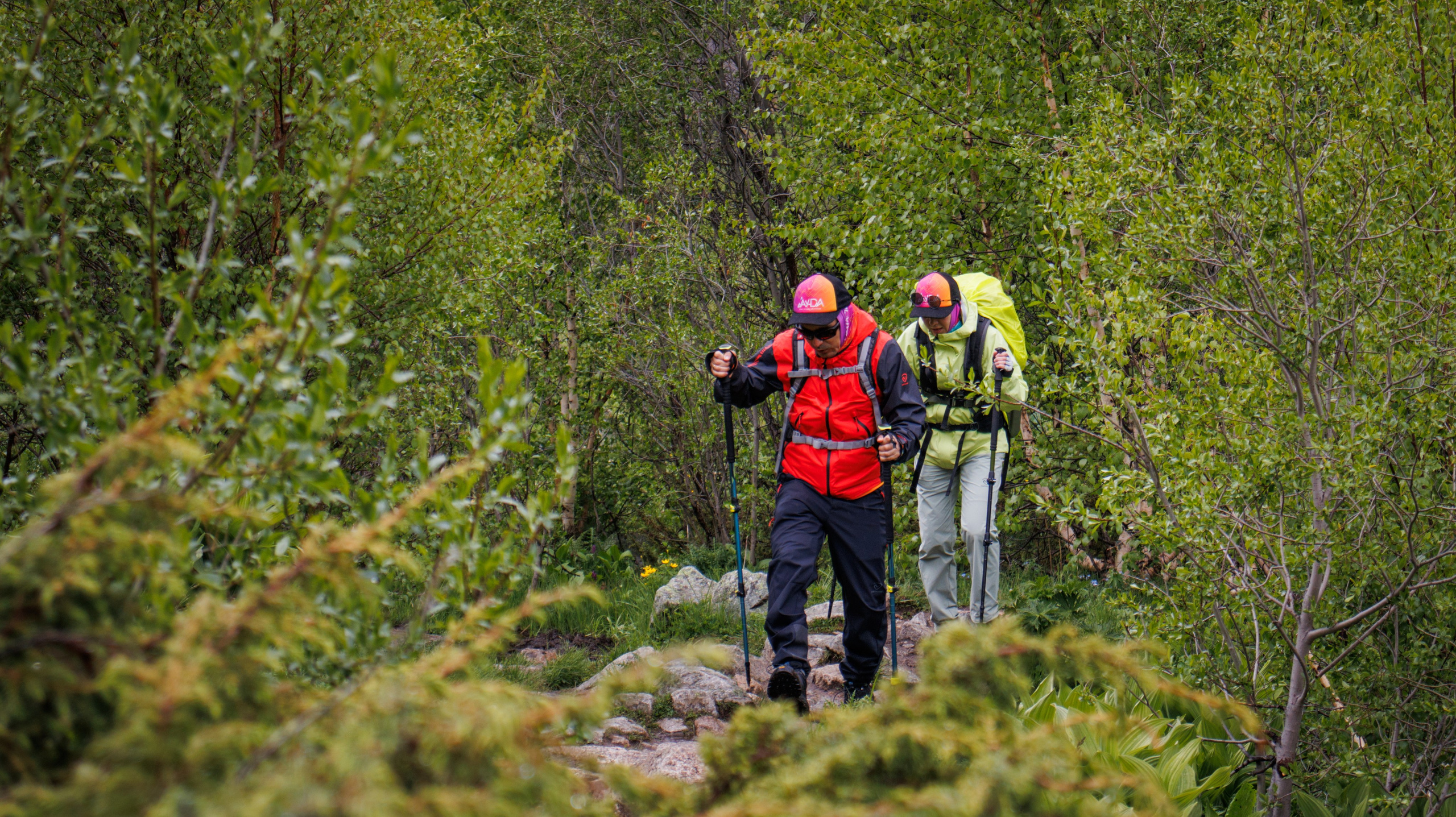 Трекинг / Терскольский водопад. Фотограф на трекинг и восхождение Эльбрус, Приэльбрусье. Елизавета Бобок