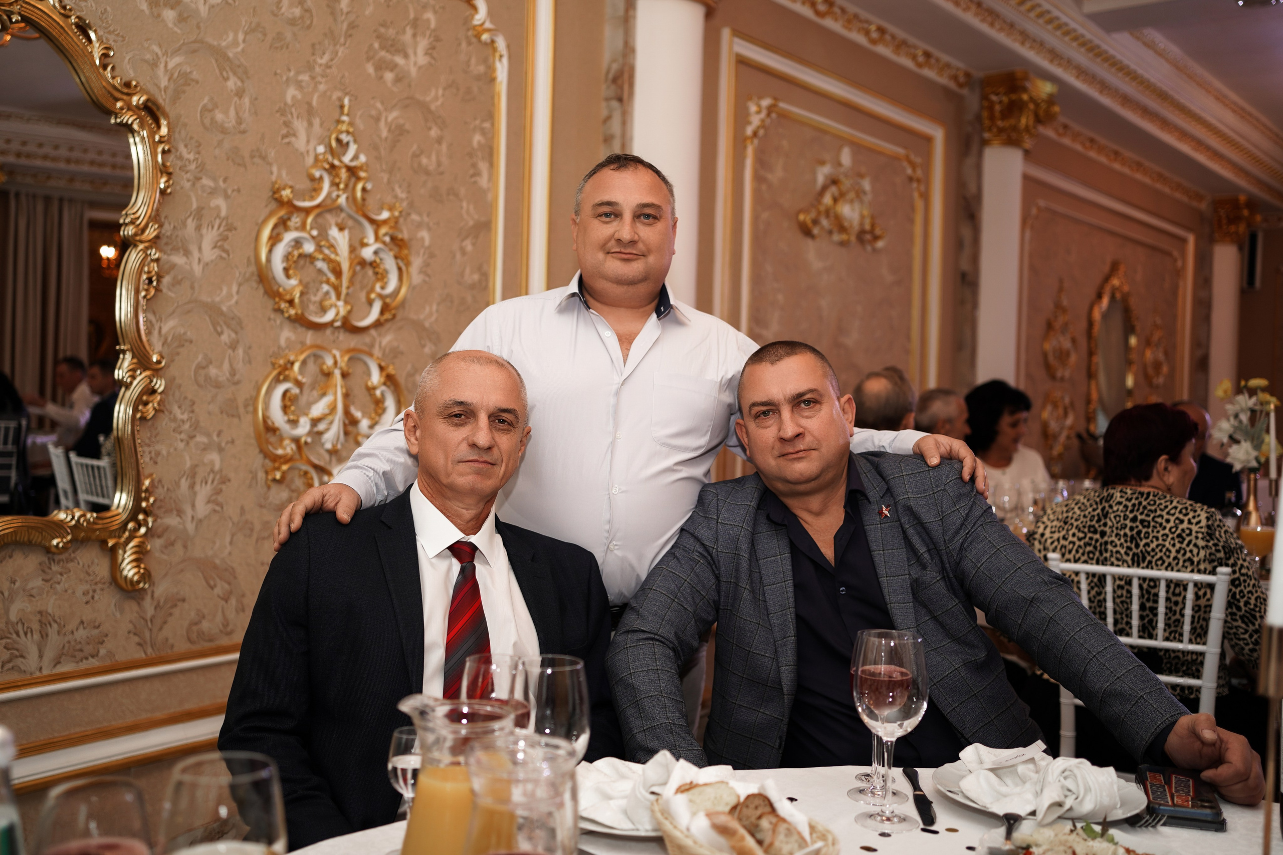 Фотосессия юбилея на Петровском причале в Ростове-на-Дону. Свадебный фотограф в Ростове-на-Дону. Таинство Крещения и Венчания, семейные фотосессии. Алёна Чёботова