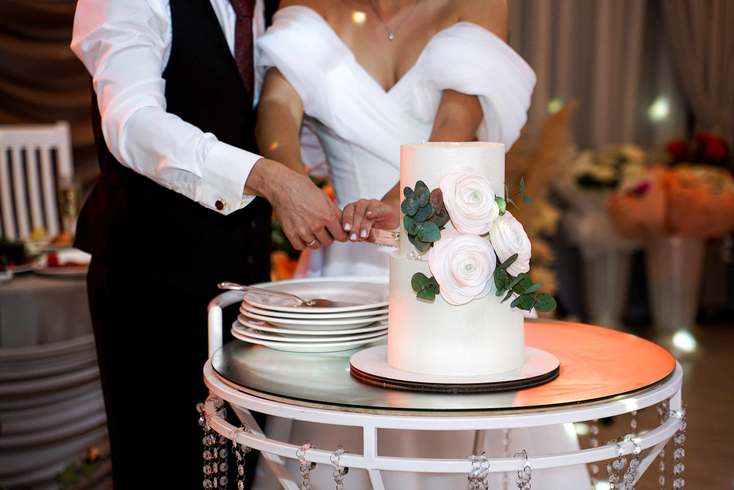 Свадебный банкет в беседке. Свадебный фотограф в Ростове-на-Дону. Таинство Крещения и Венчания, семейные фотосессии. Алёна Чёботова