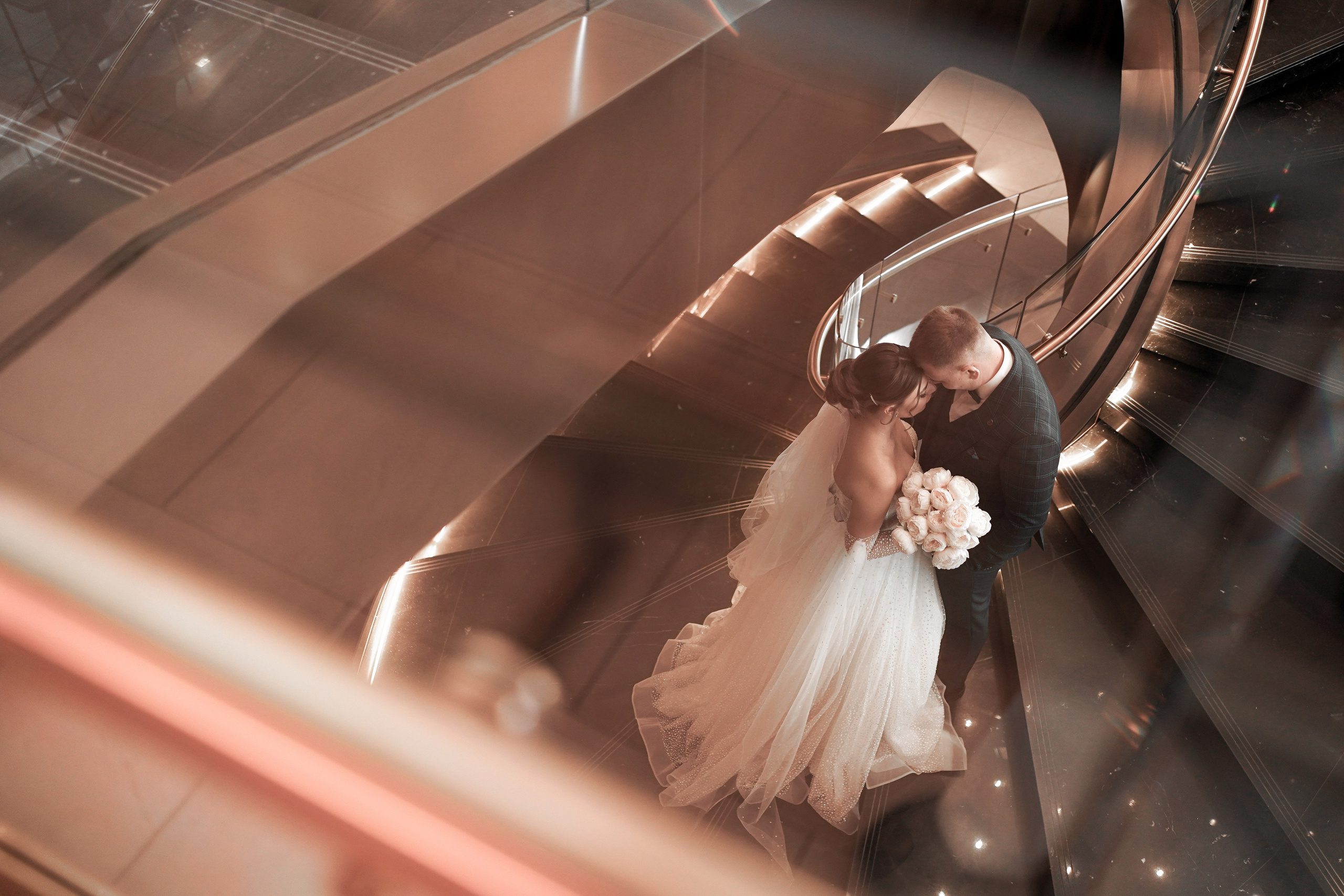 Свадебная фотосессия в отеле Хаятт. Свадебный фотограф в Ростове-на-Дону. Таинство Крещения и Венчания, семейные фотосессии. Алёна Чёботова