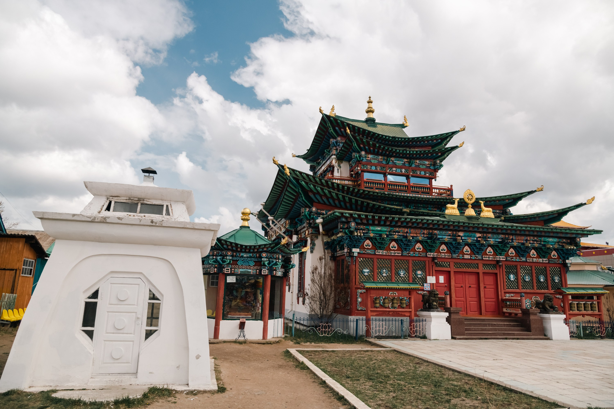 Иволгинский дацан, стоянка Чингисхана, Спящий лев, Меркитская крепость. Фотограф и видеооператор в Туле | Даниил Рыбак