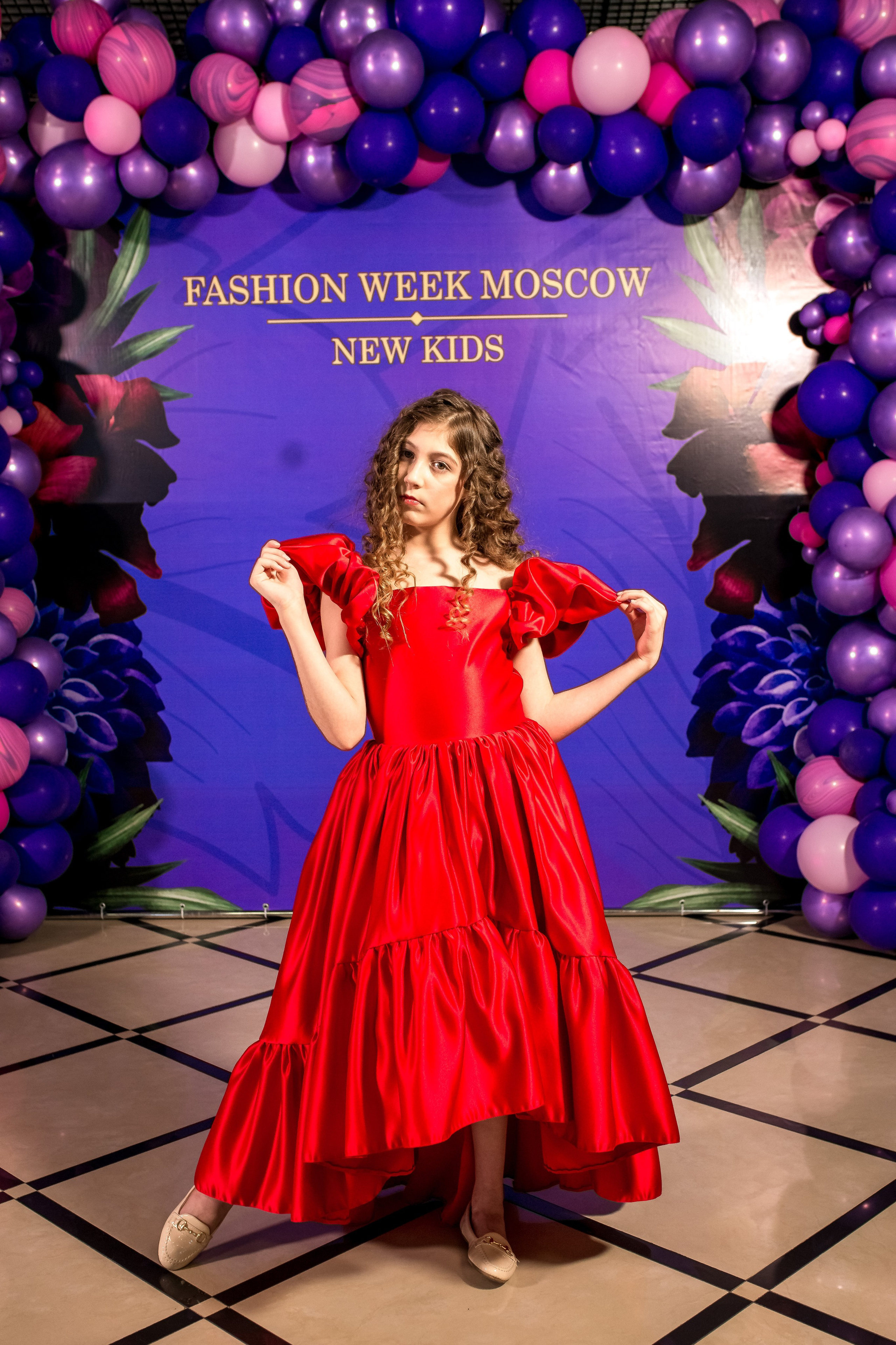 Показ Итальянской моды в России весна 2022. Женский фотограф Крещение Венчание Москва Брянск