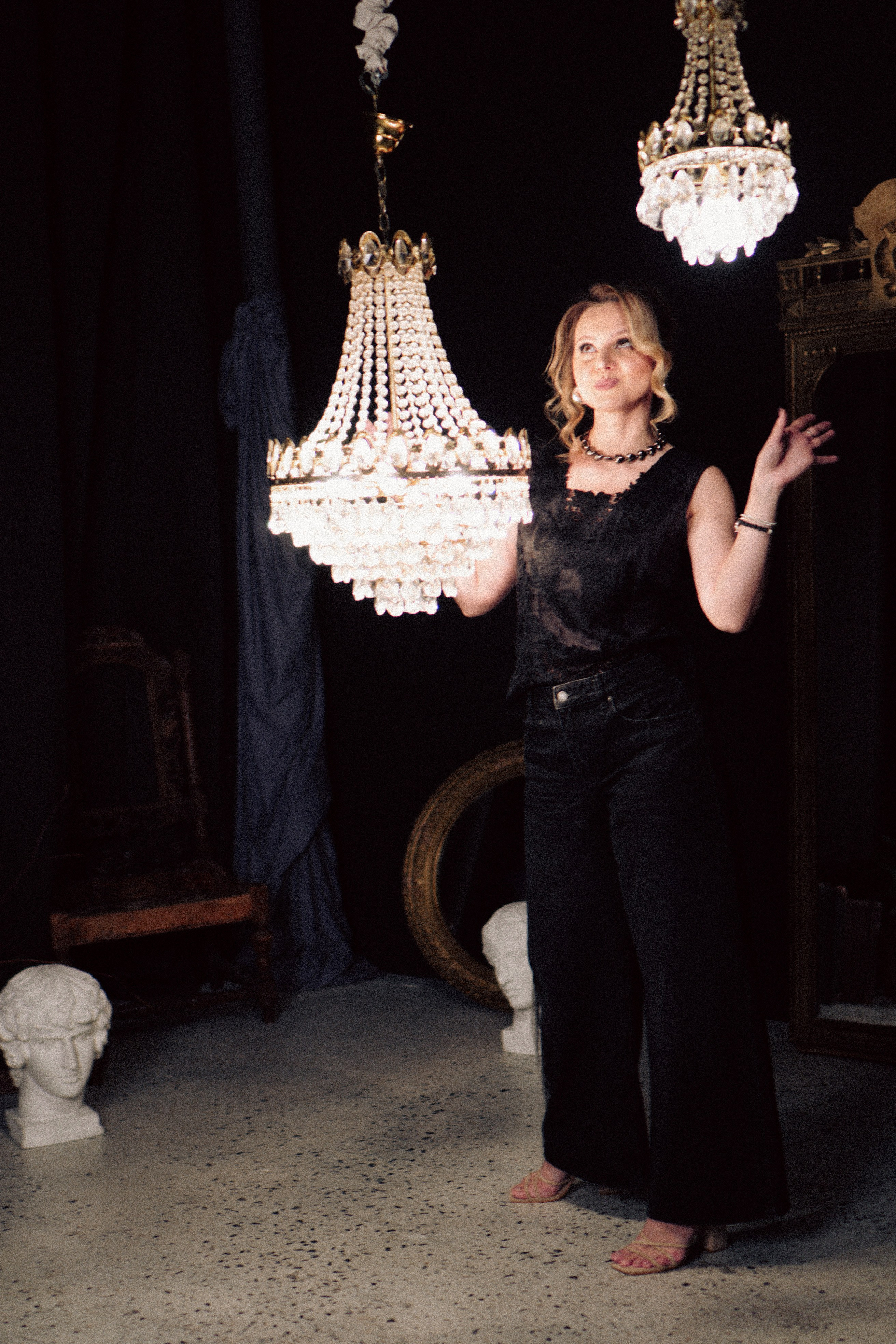 НОВОГОДНЯЯ ФОТОСЕСИИЯ В СТУДИИ ДЛЯ ДЕВУШКИ И ПРОГУЛКА ПО ЧЕРНЫШЕВСКОЙ. Профессиональный фотограф, Санкт-Петербург — Виктория Богомолова