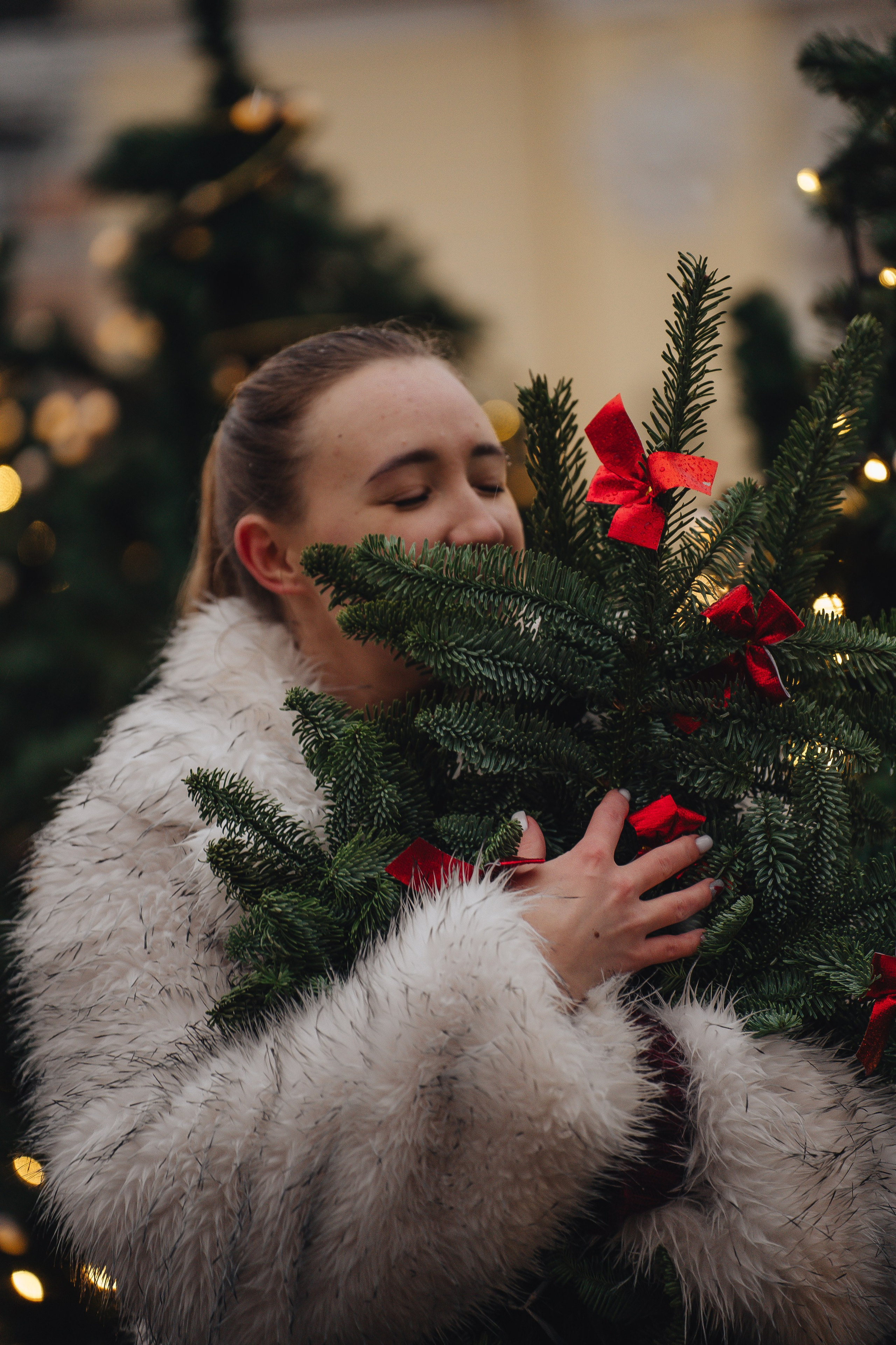 ПРОГУЛКА НА МАНЕЖНОЙ ПЛОЩАДИ ДЛЯ ДЕВУШКИ ПЕРЕД НОВЫМ ГОДОМ (НОВОГОДНЯЯ ФОТОСЕССИИЯ НА МАНЕЖНОЙ ПЛОЩАДИ). Профессиональный фотограф, Санкт-Петербург — Виктория Богомолова