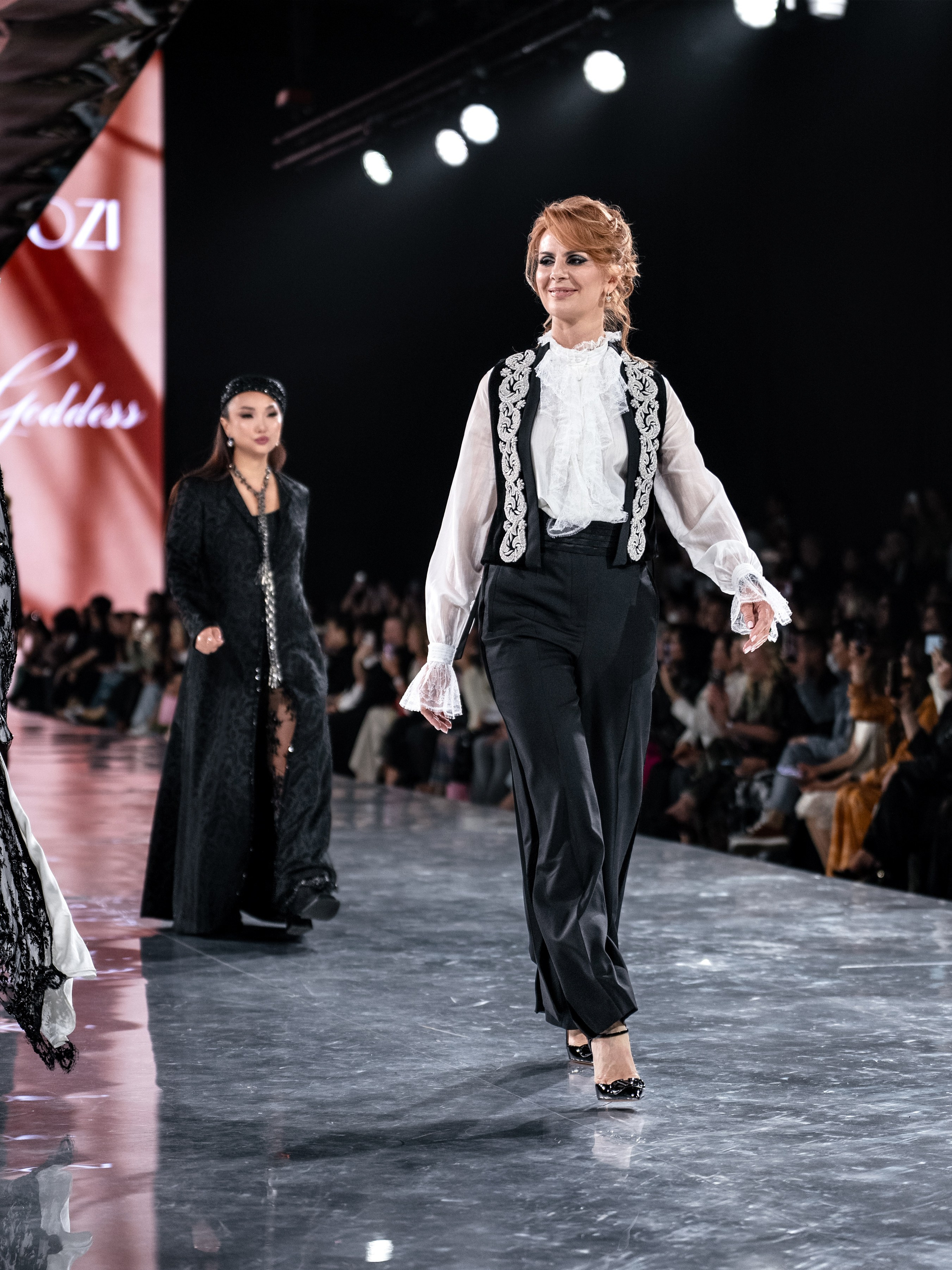 Kazakhstan Fashion Week Zardozi. Сайт Алматинского НЮ АРТ, будуар и фэшн фотографа Дениса Карпенко