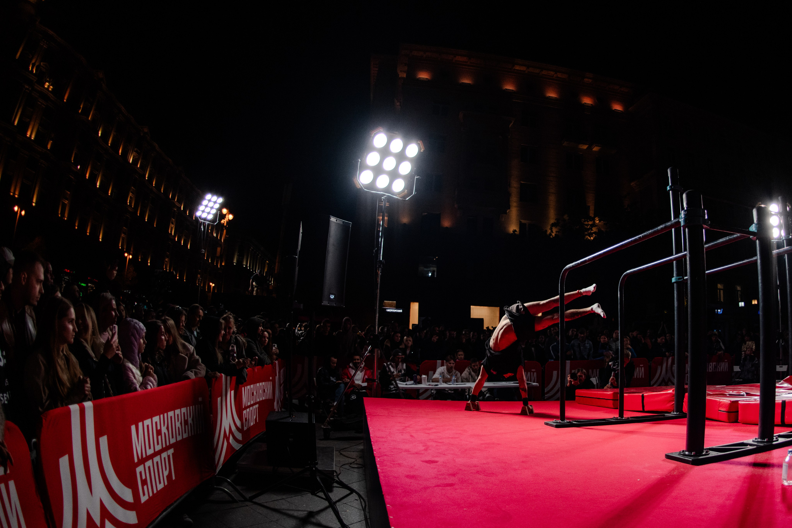 Ночь СПОРТА. ДИНА МИХНЕВА спортивный фотограф Москва