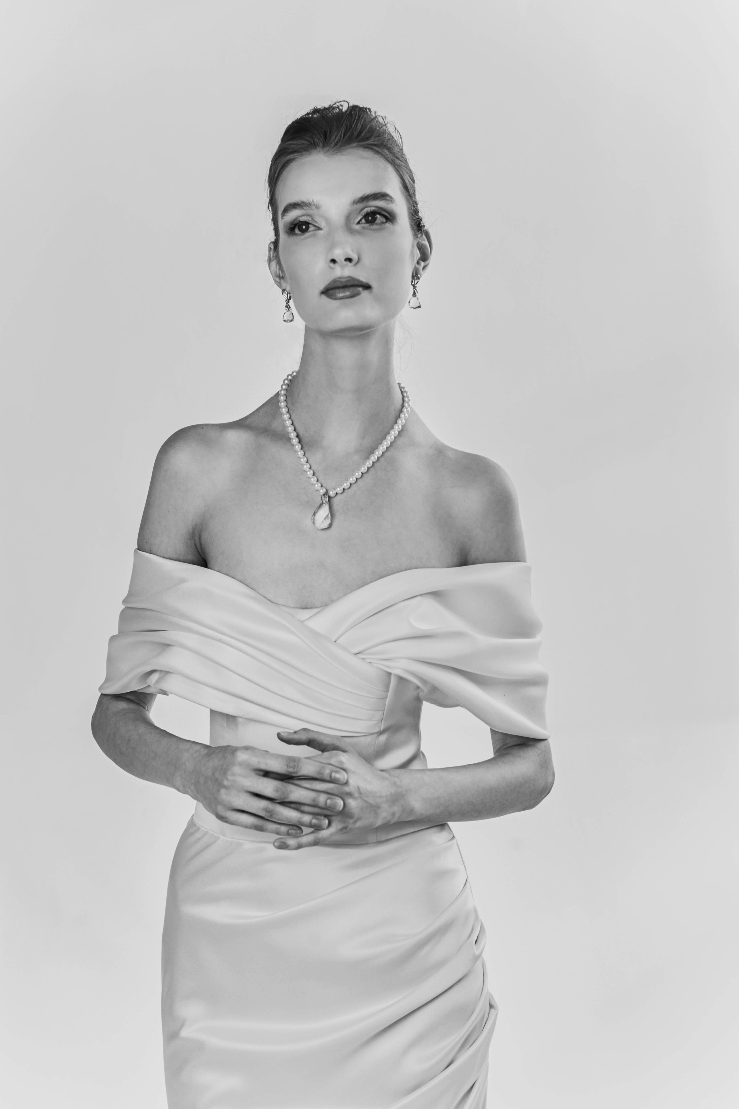 Дивайн. Свадебный салон-ателье Бонжур в Минске Bonjour