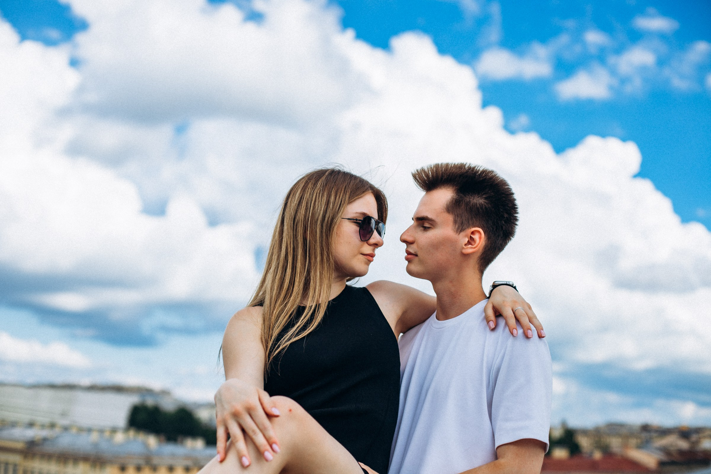 Максим и Анна в июле. Фотопрогулка в Петербурге. Индивидуальный и семейный фотограф в Санкт-Петербурге