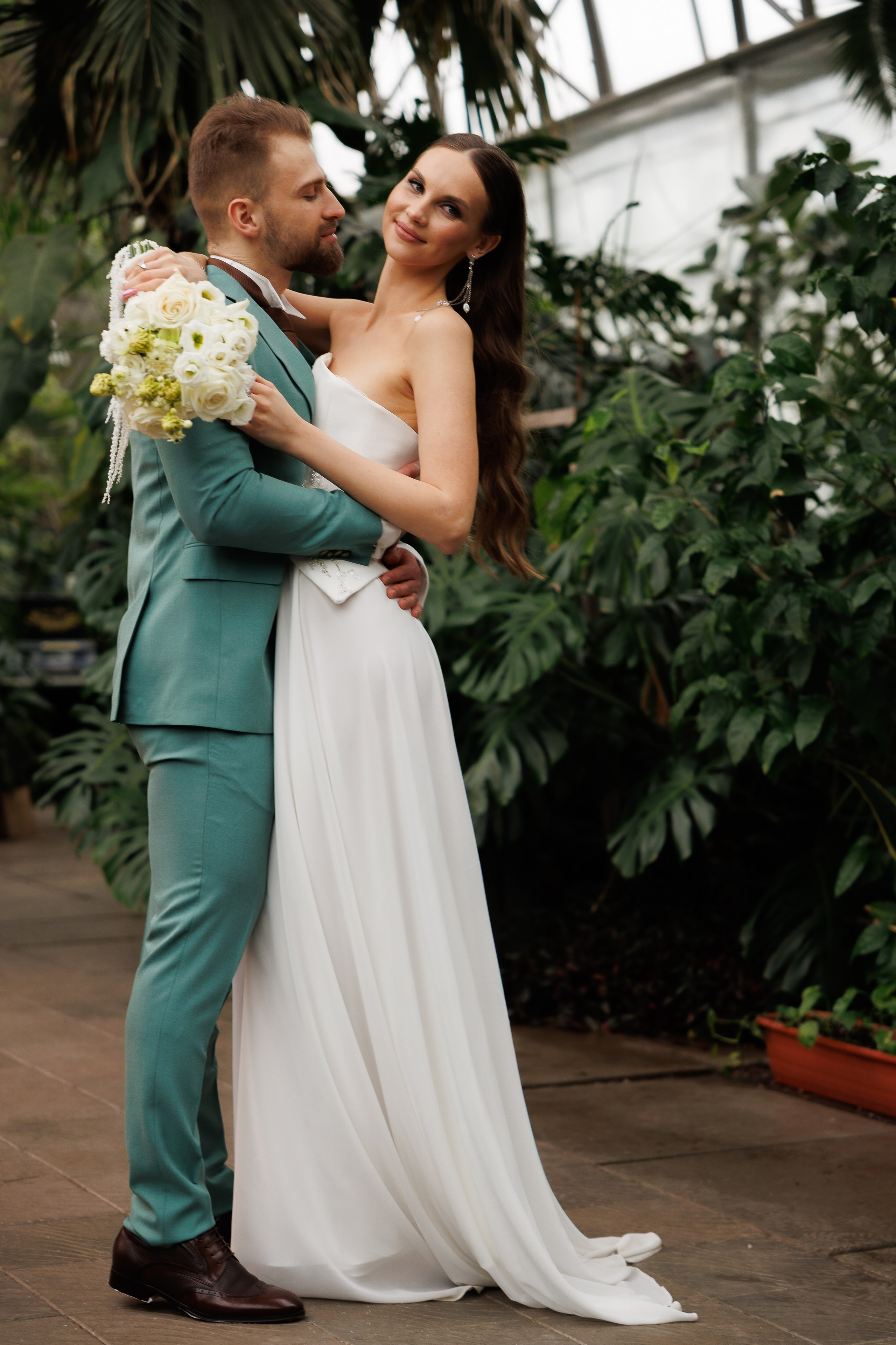 Свадебная прогулка в оранжерее. Питер. Свадебный и семейный фотограф в Москве Красинская Мария