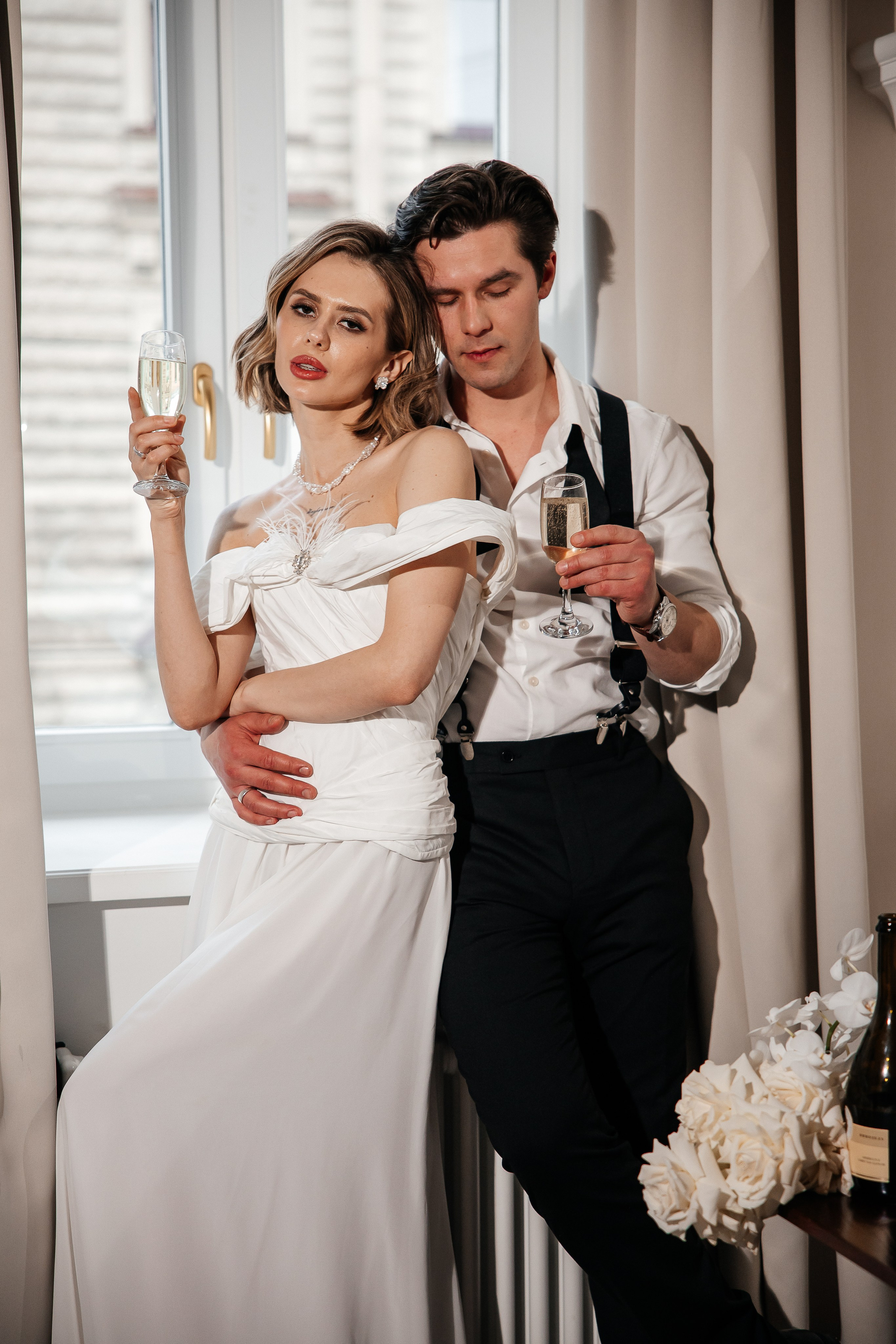 Утро жениха и невесты в отеле. Свадебный и семейный фотограф в Москве Красинская Мария