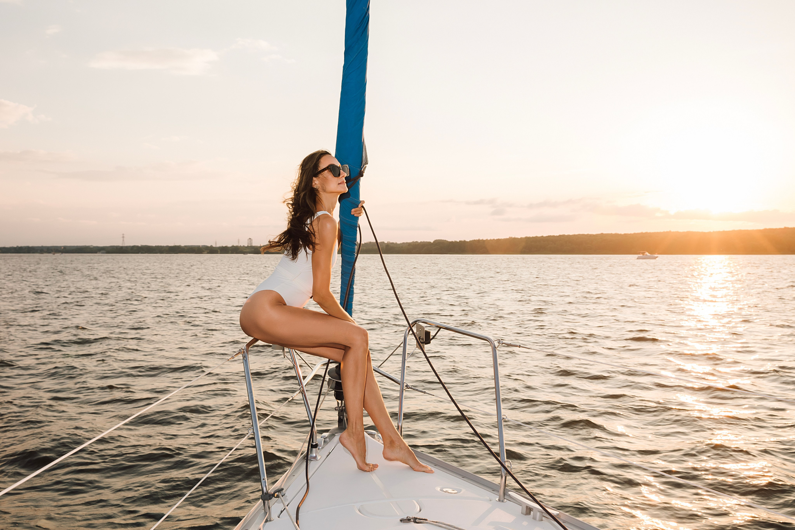 Марина и Сергей, свадьба на яхте. Свадебный и семейный фотограф в Москве Евгения Лисина