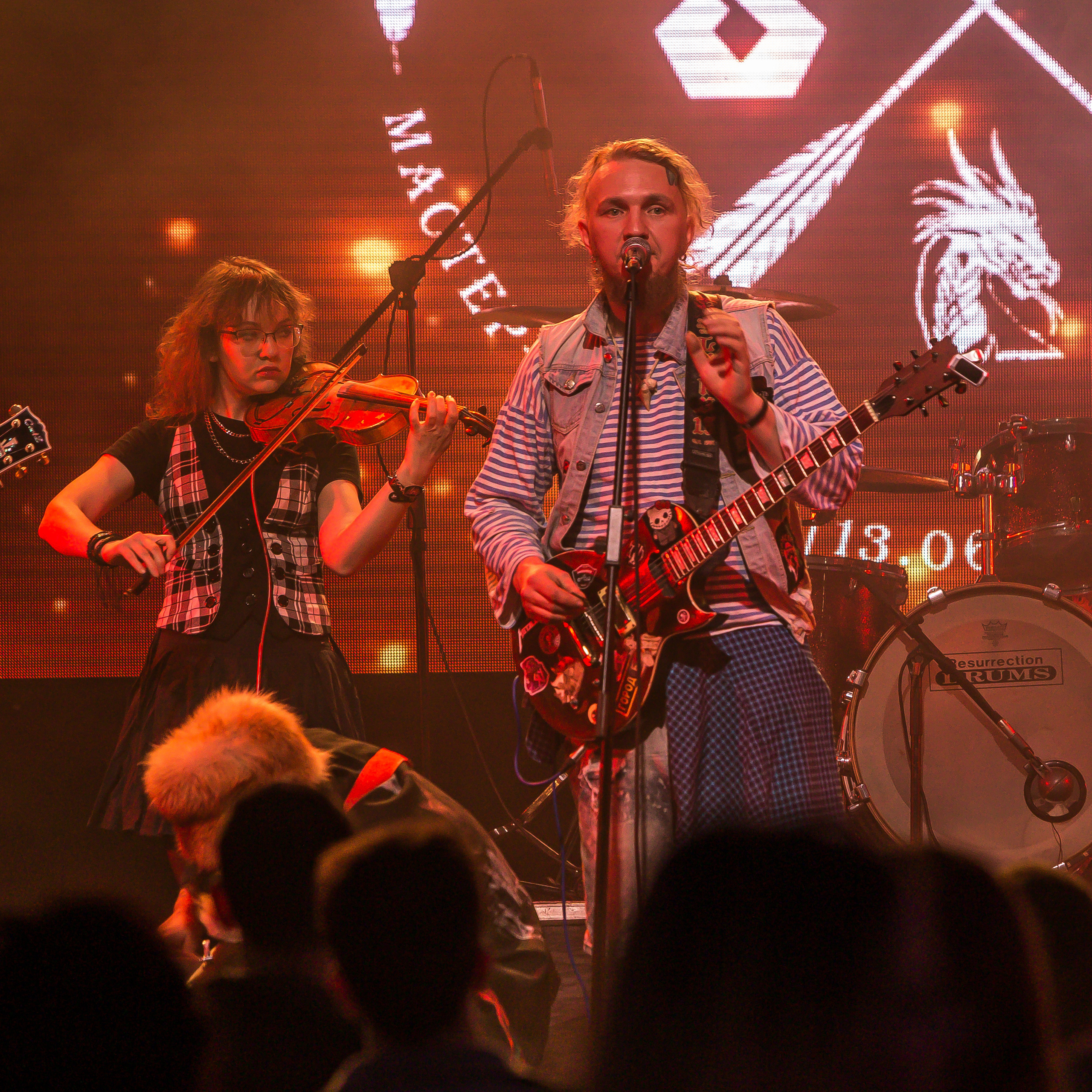 КОНЦЕРТ. Фотограф для маркетплейсов Михаил Бове