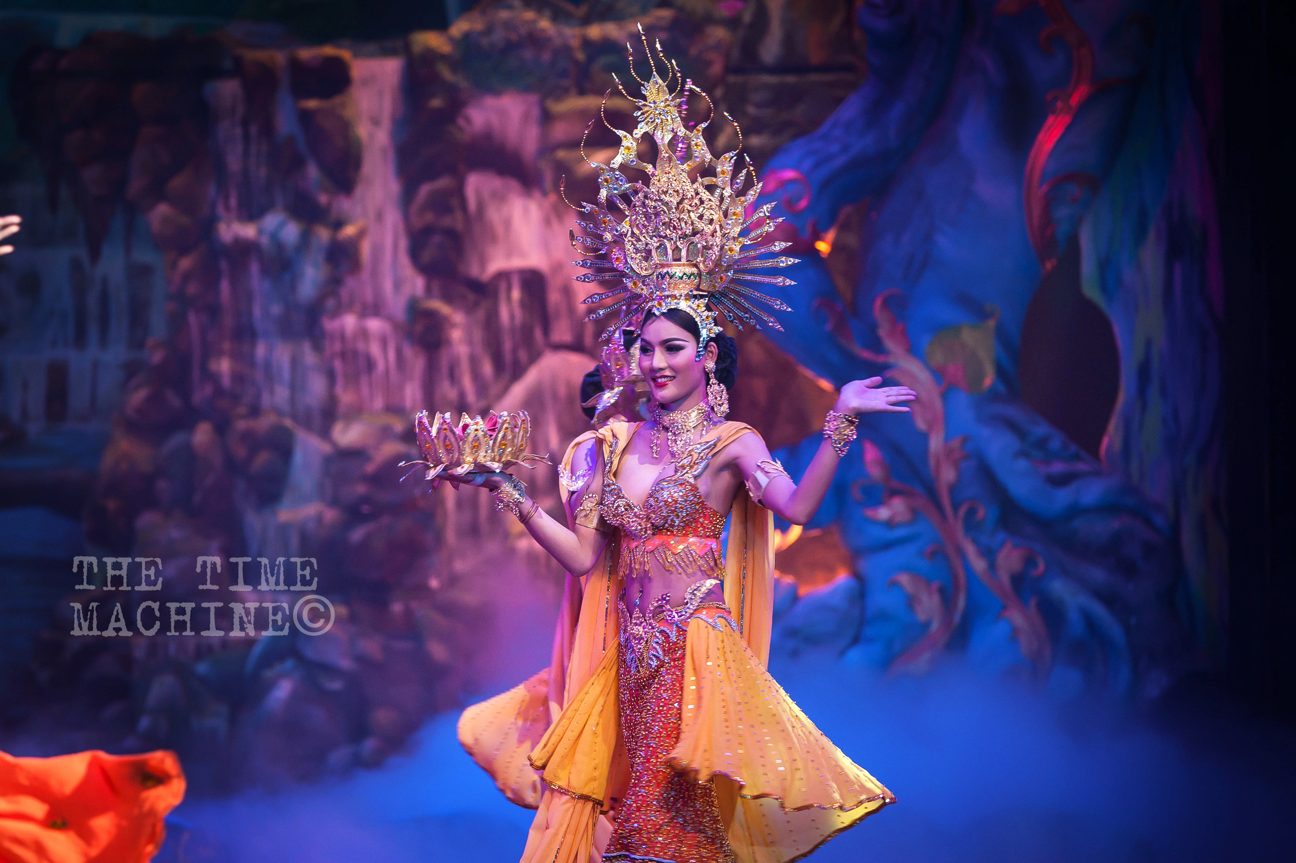 КОНЦЕРТ. Фотограф для маркетплейсов Михаил Бове