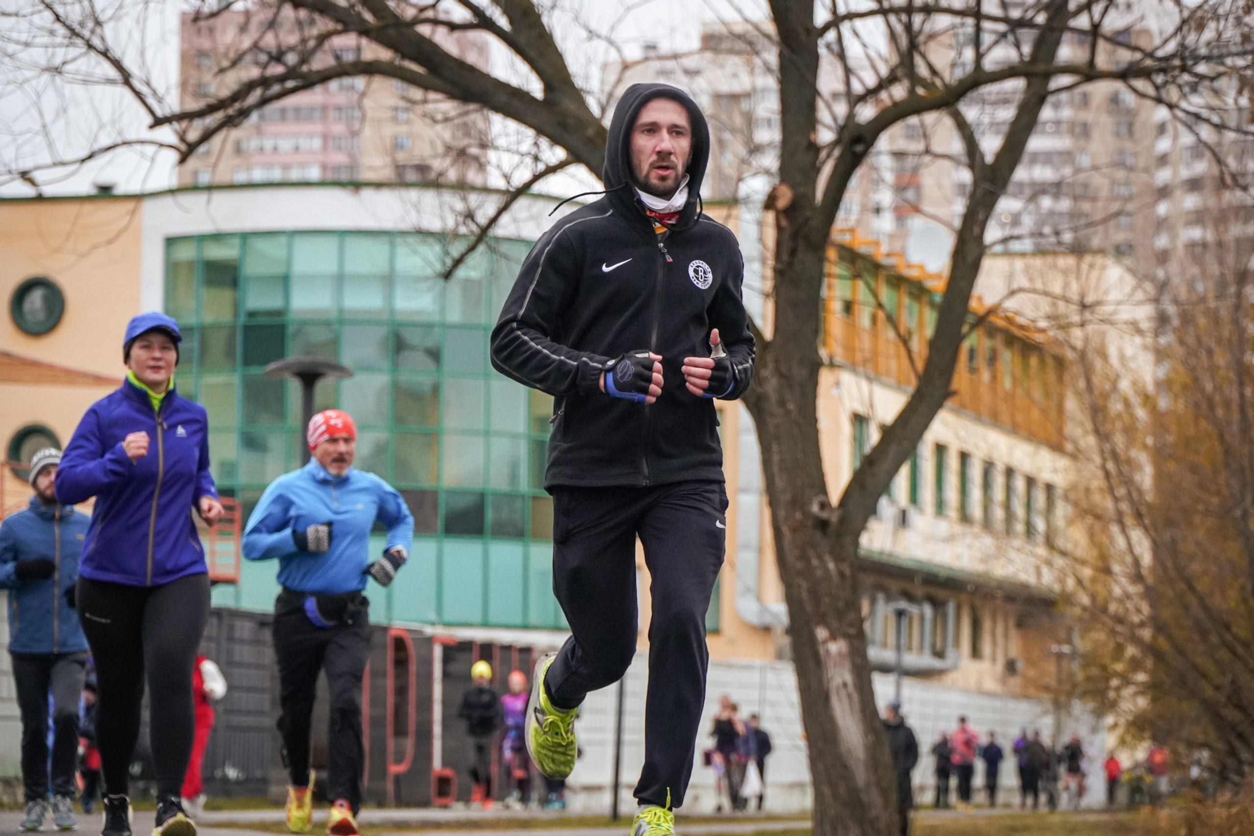 5 вёрст Реутов 16.11.2024. Роман Капилюшов. Бег. Фото. Видео. г. Люберцы