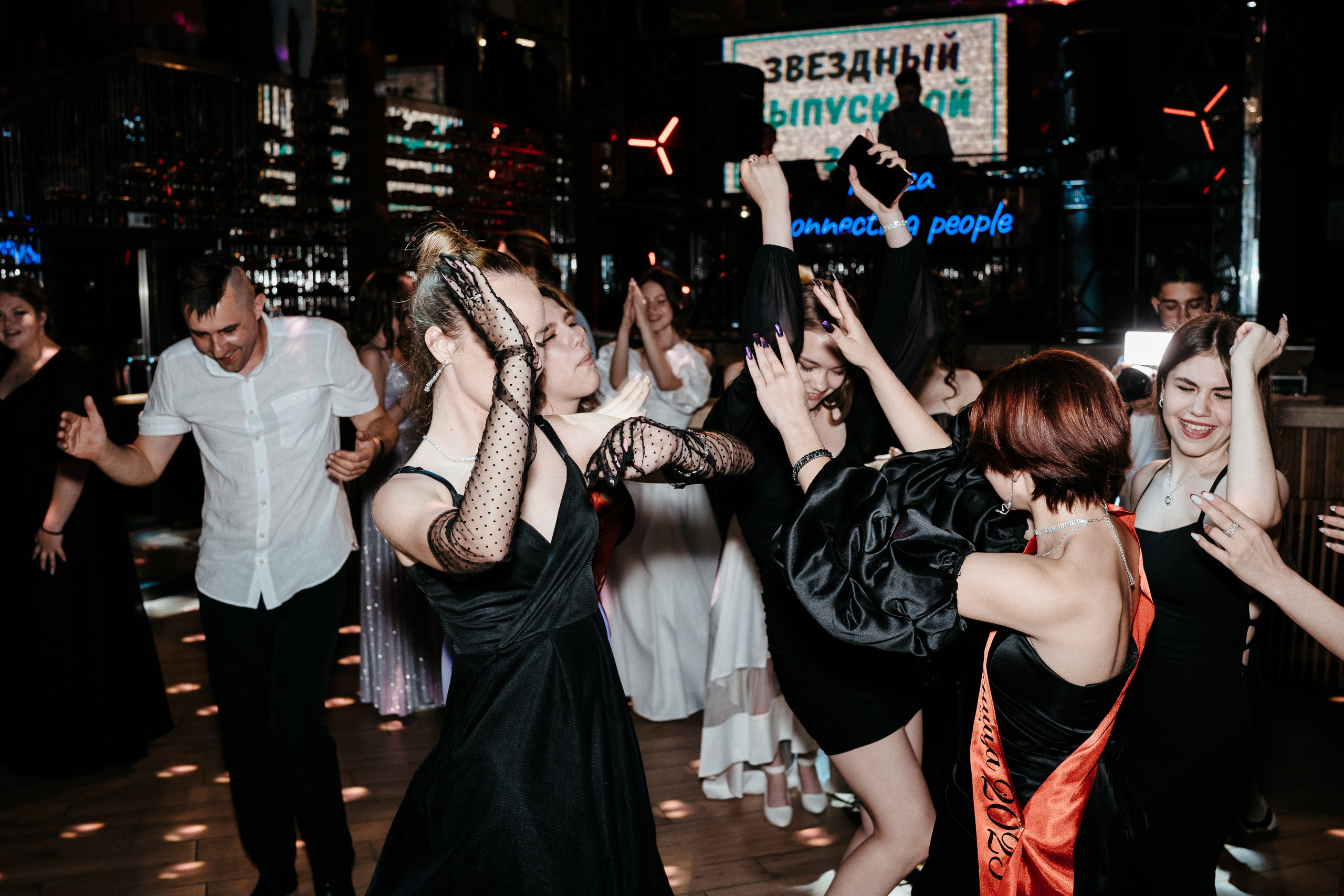 Выпускной «Ribiza». Свадебный фотограф в Симферополе