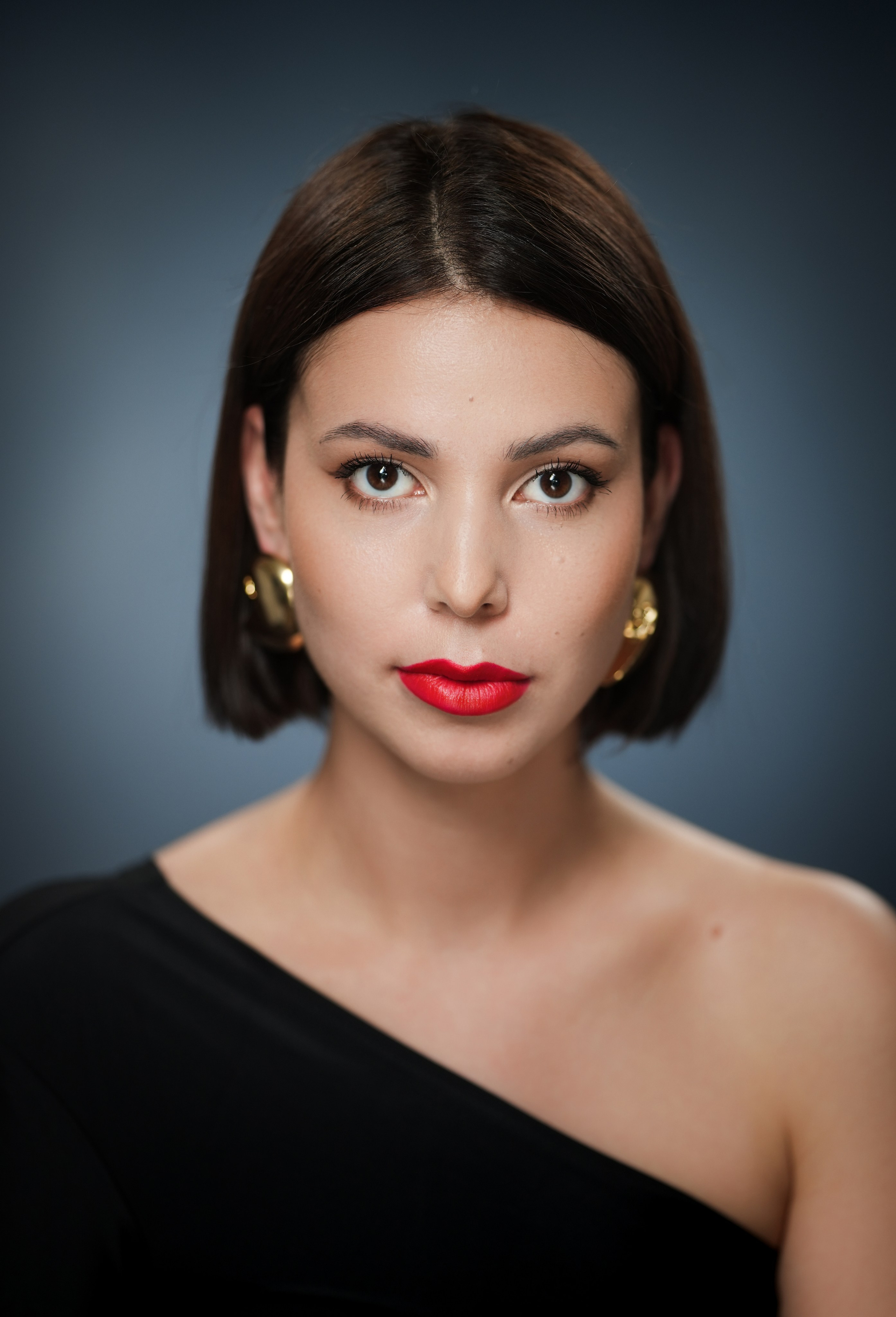 Актриса Елизавета Даутова. Портретная съемка в Москве, студийный фотограф Игорь Фомин
