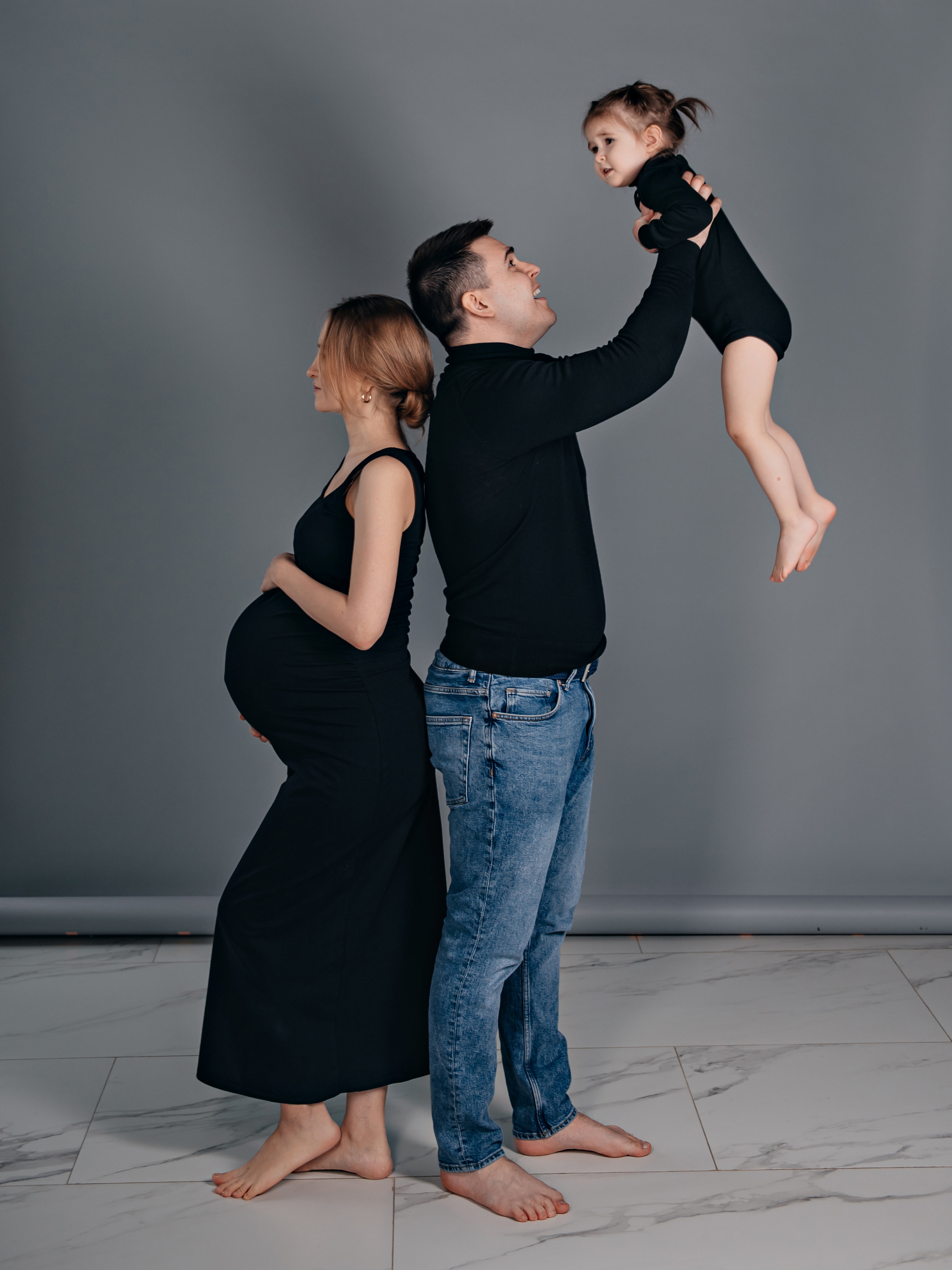 Семейная фотосессия в студии. Фотограф Москва