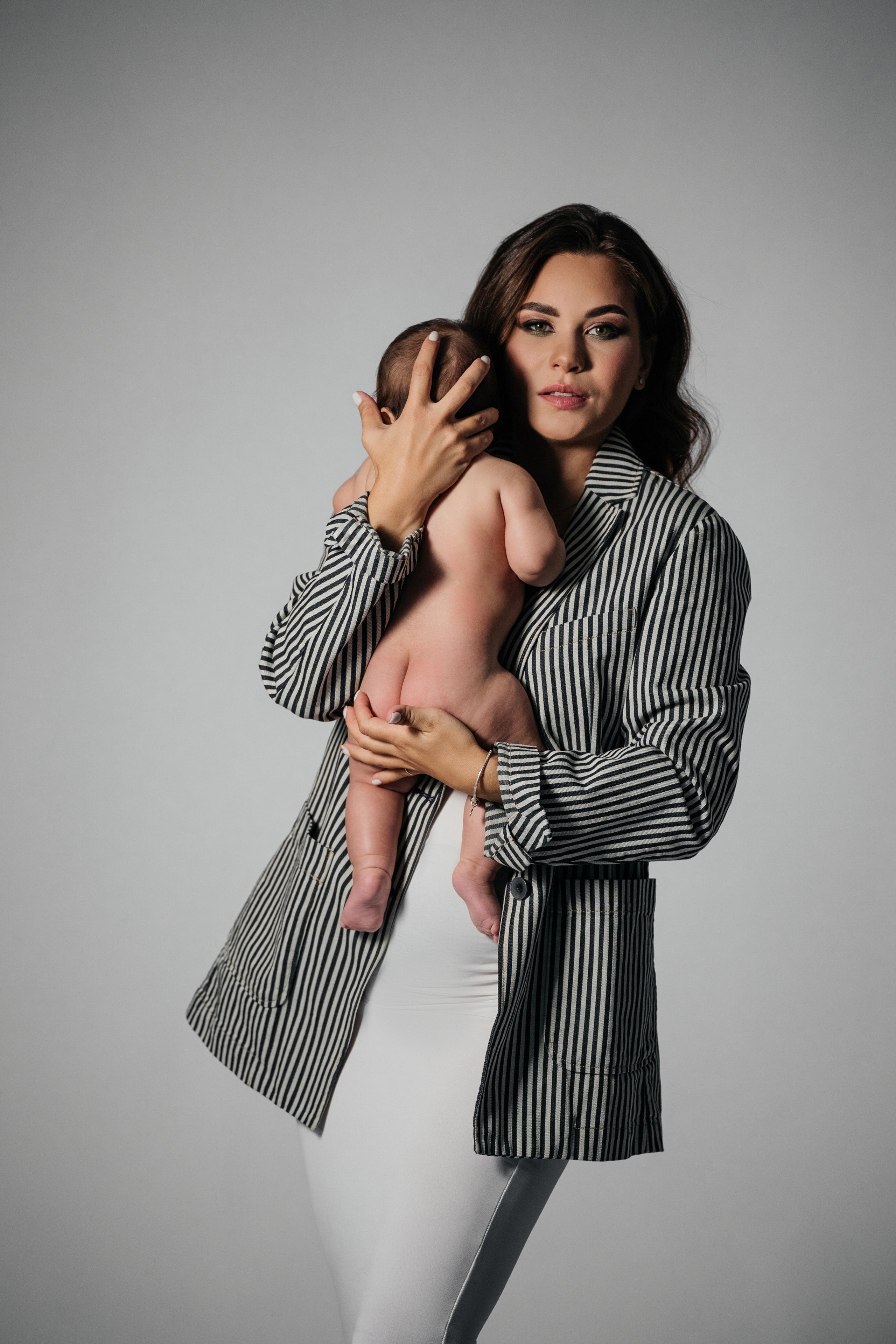 Семейная фотосессия с малышом в Новороссийске. Лана Абрамян-Фотограф новорожденных и беременных в Новороссийске Анапе