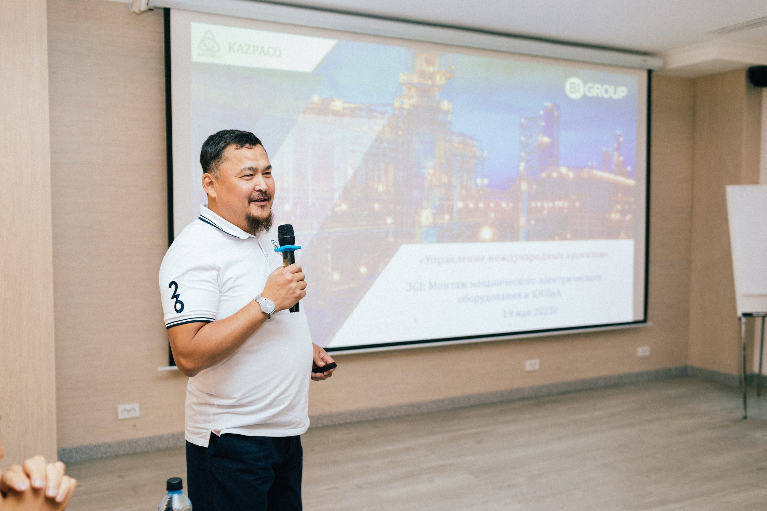 Фото отчет для BI GROUP. Фотограф Сиражев Карымсак. Фотосессия, бизнес портреты