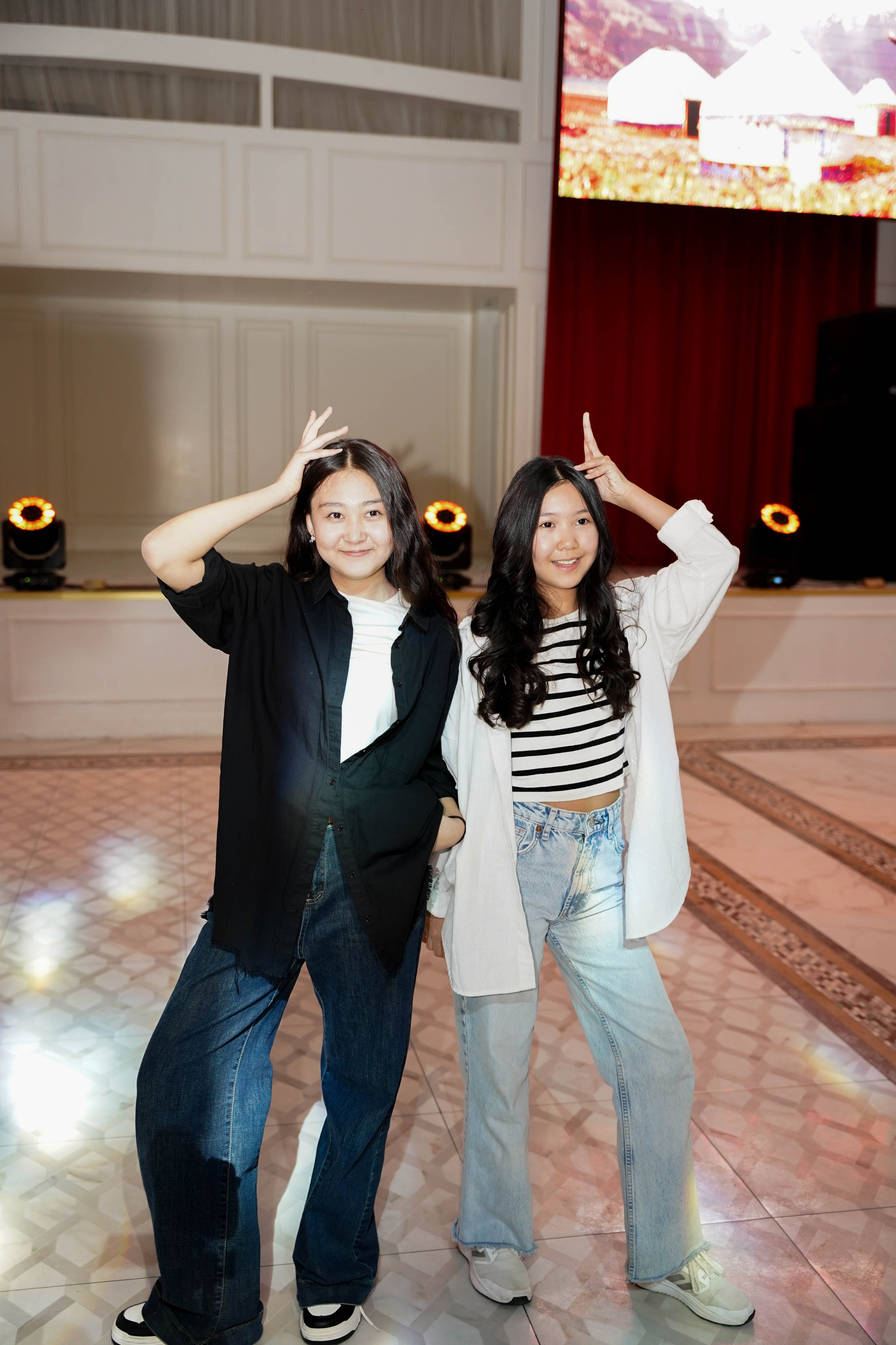 Dana uzatu. Фотограф Ернар Ержанов