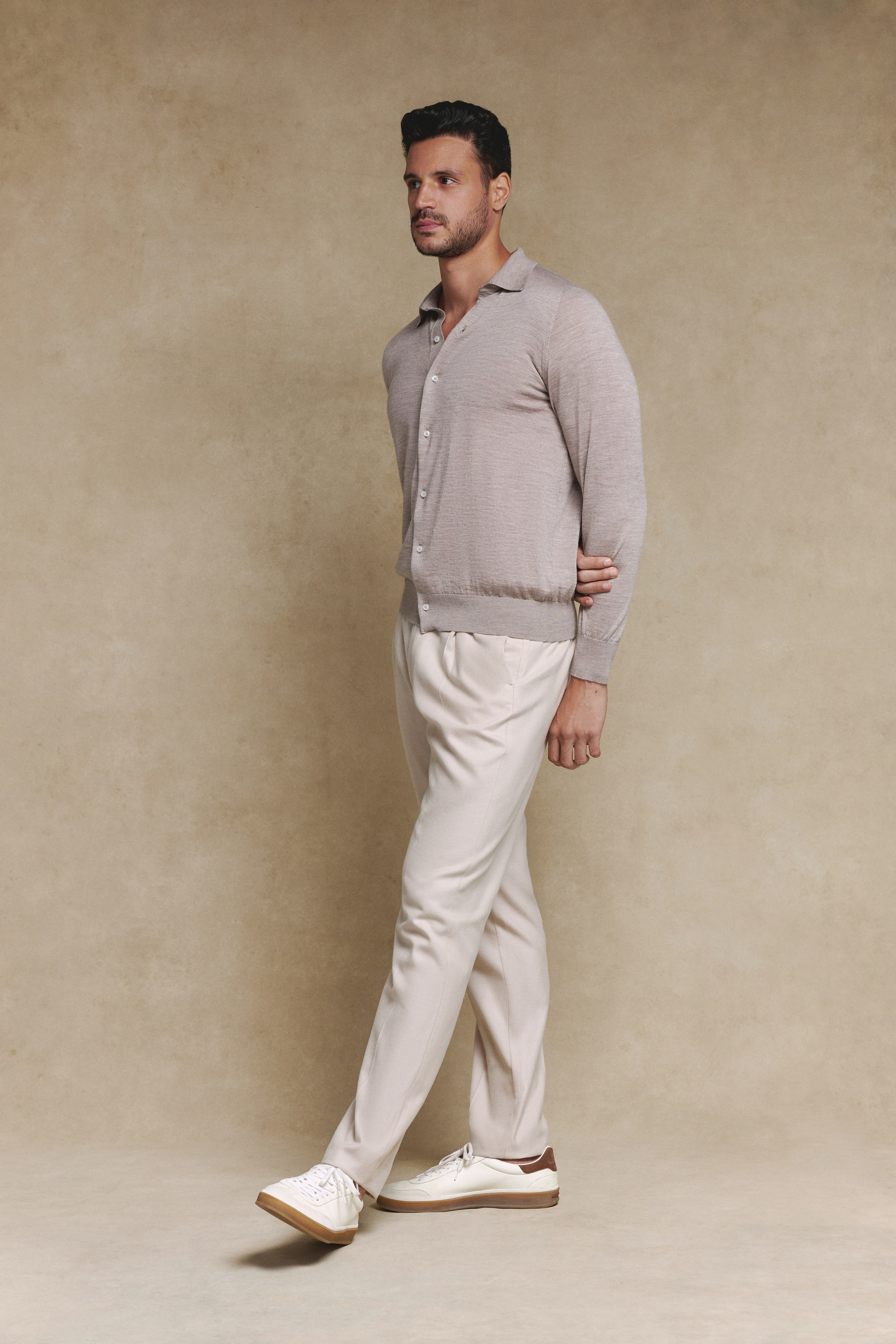 Turi Prive lookbook. Fashion and model test photographer based in Dubai and Abu-Dhabi