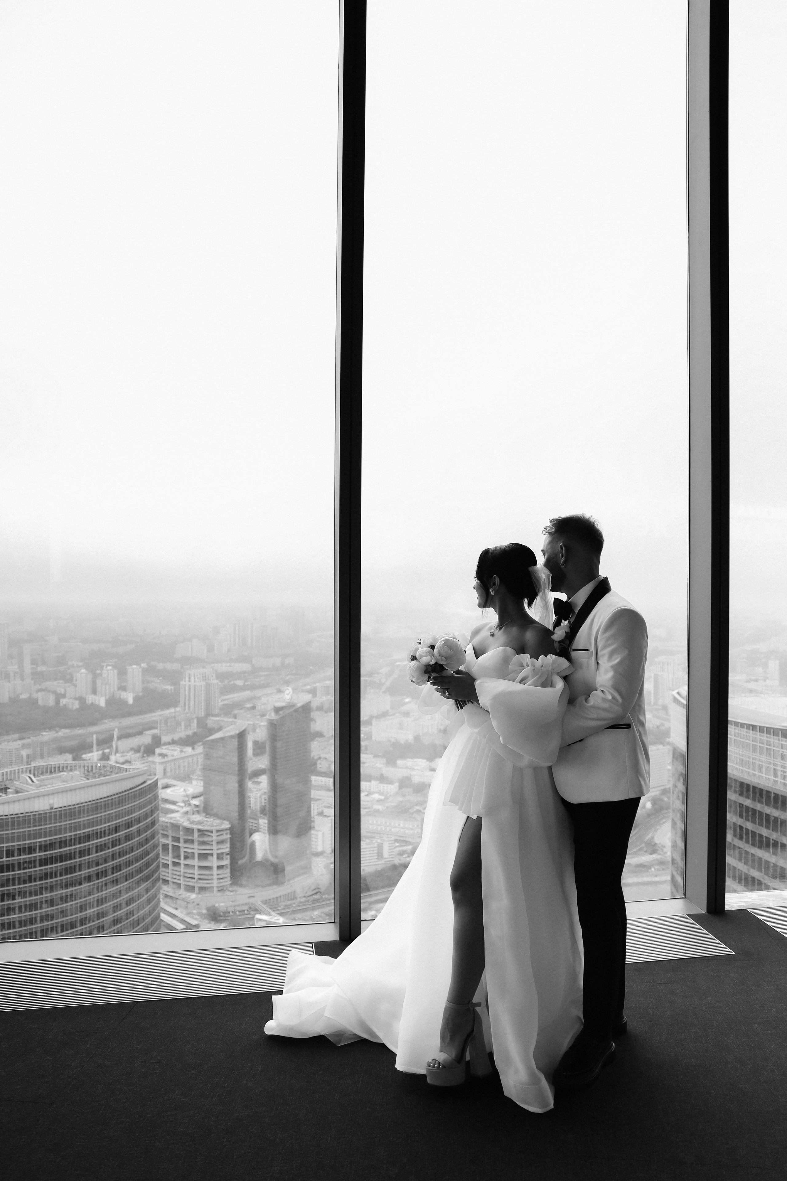 Т. + А. Роспись в Сити, прогулка по набережным Москвы. Семейный и lovestory фотограф в Москве Светлана Коняхина