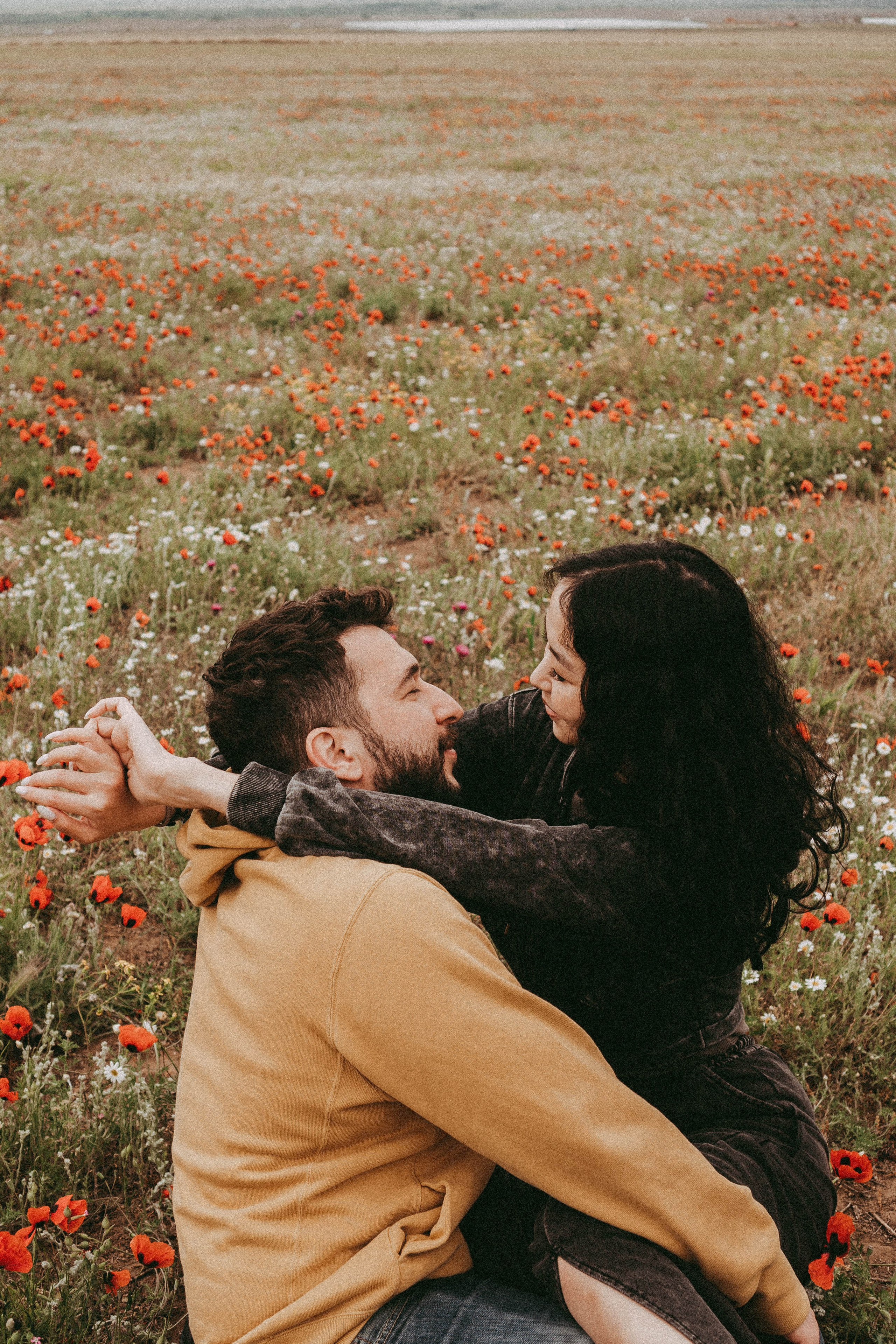 Любовь в маковом поле. Профессиональный фотограф, Санкт-Петербург — Виктория Богомолова