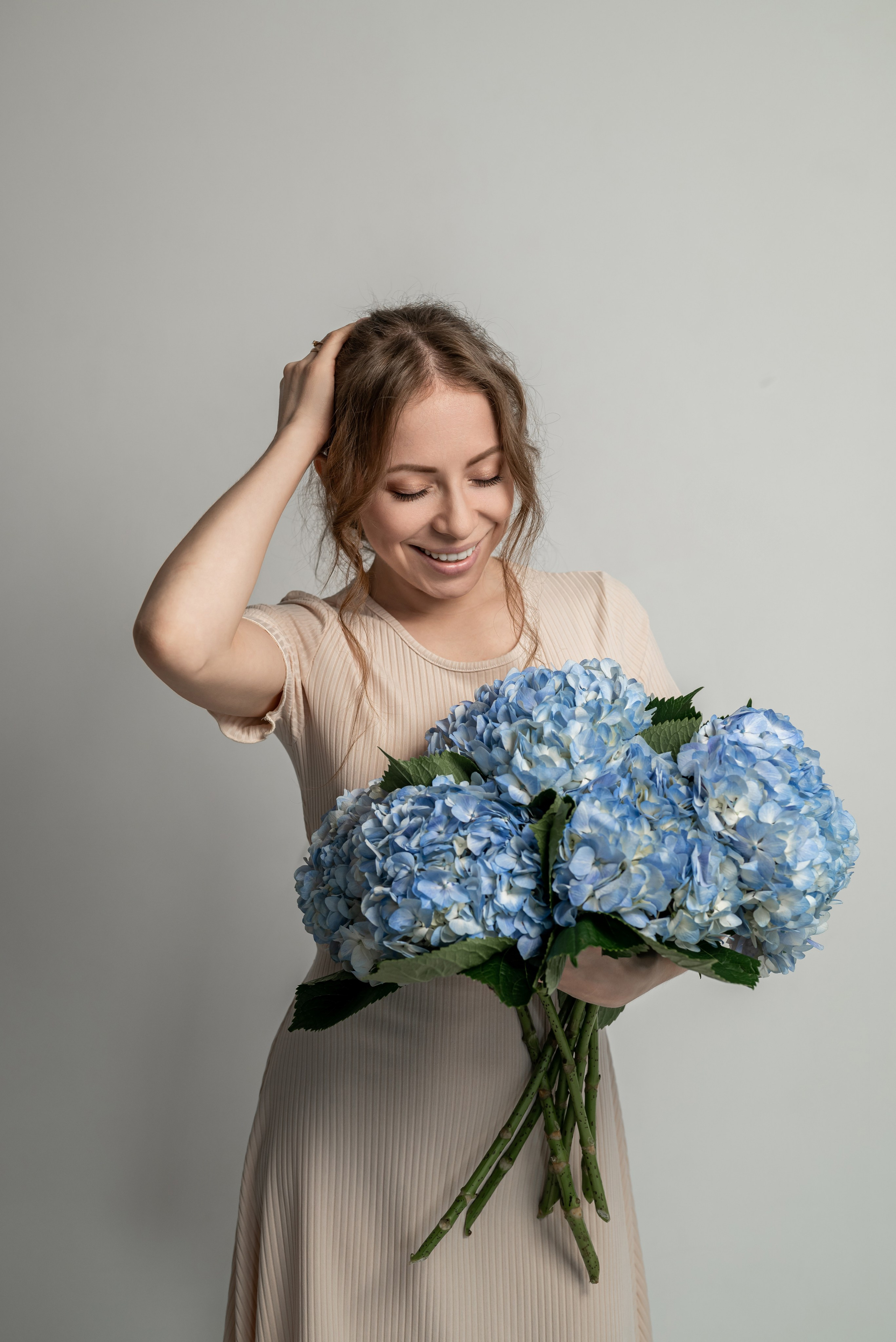 Фотопроект с голубыми гортензиями. Фотограф в городе Салават