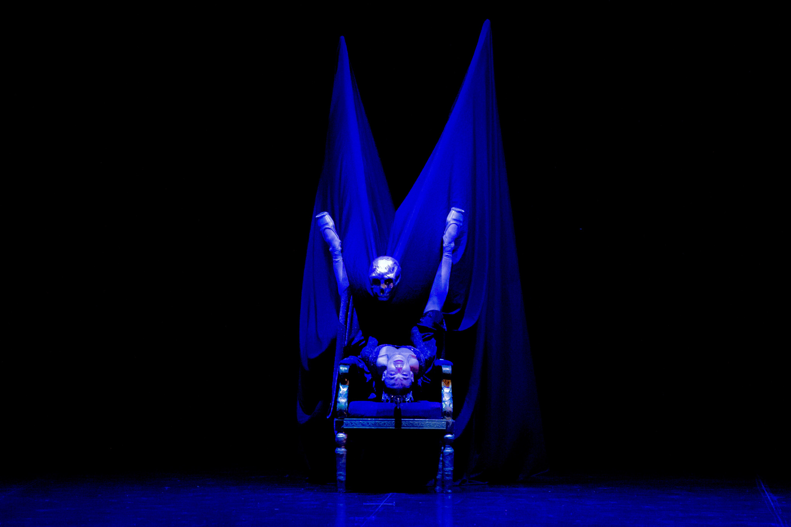 Русский Гамлет спектакль премьера Марийского театра оперы и балета в Зимнем театре г. Сочи. Фотограф в Сочи Юрий Шептаев