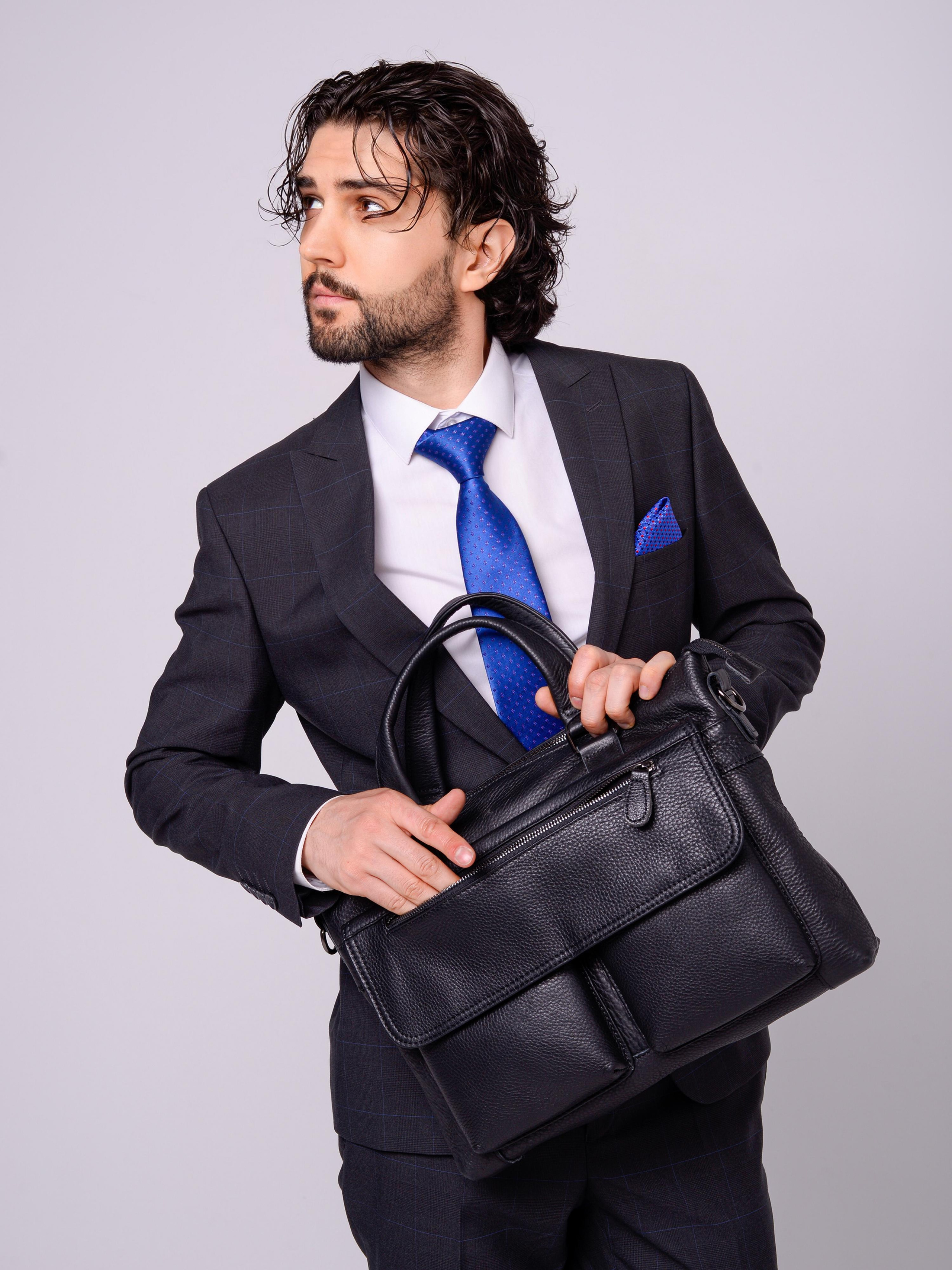 Модельная съемка на циклораме для маркетплейсов. ТМ Продакшн — Съемка для маркетплейсов в Москве