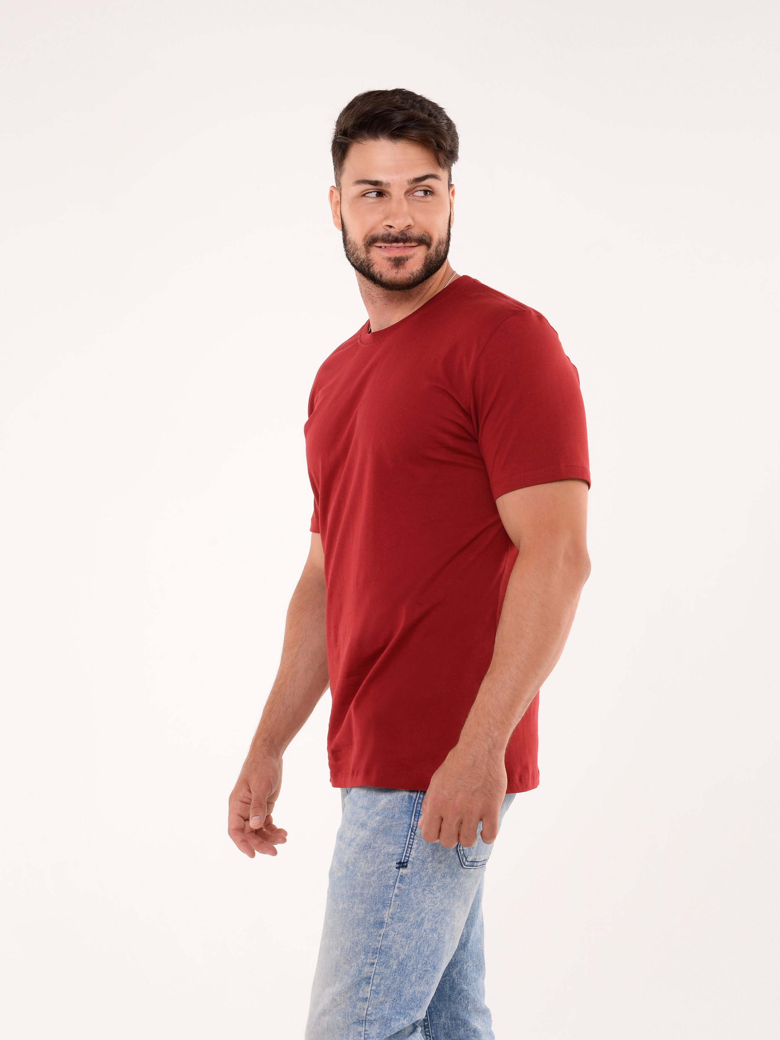 Модельная съемка на циклораме для маркетплейсов. ТМ Продакшн — Съемка для маркетплейсов в Москве