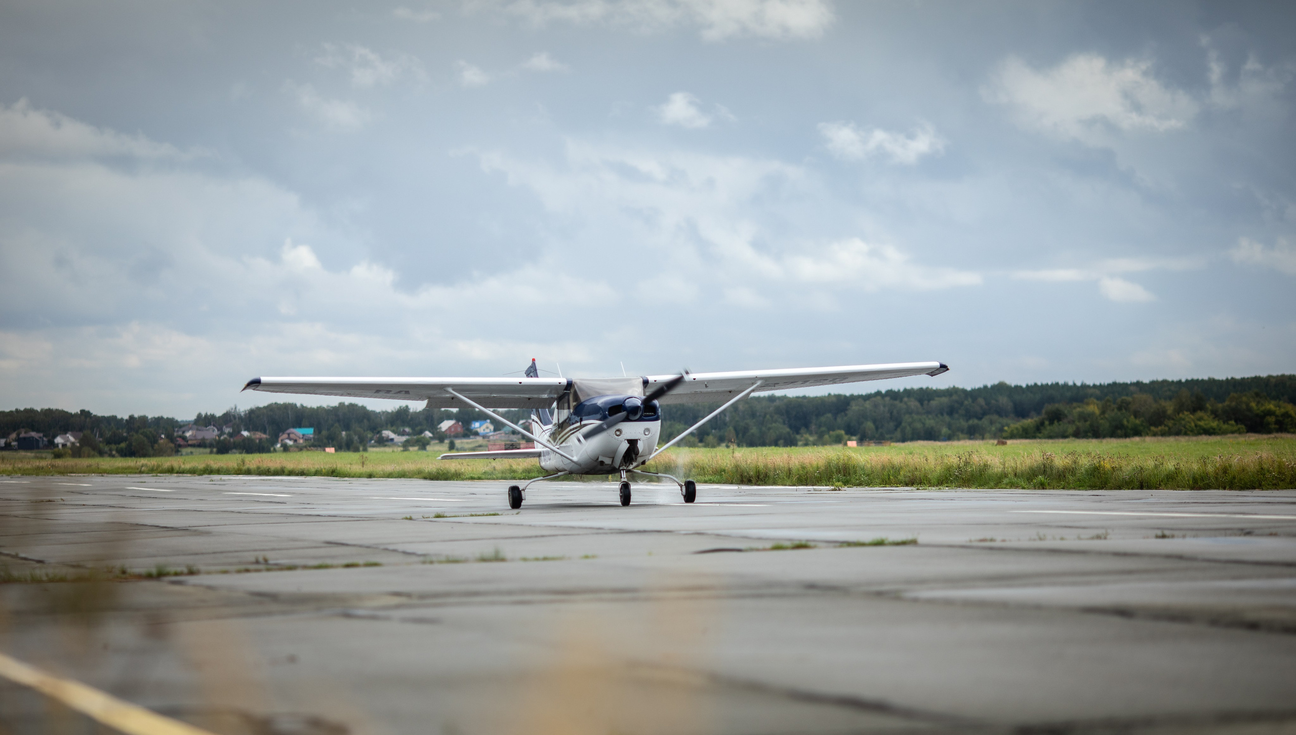 УЗСТ- Корпоративный тимбилдинг на аэродроме. Репортажный и свадебный фотограф в Челябинске Елисеев Павел