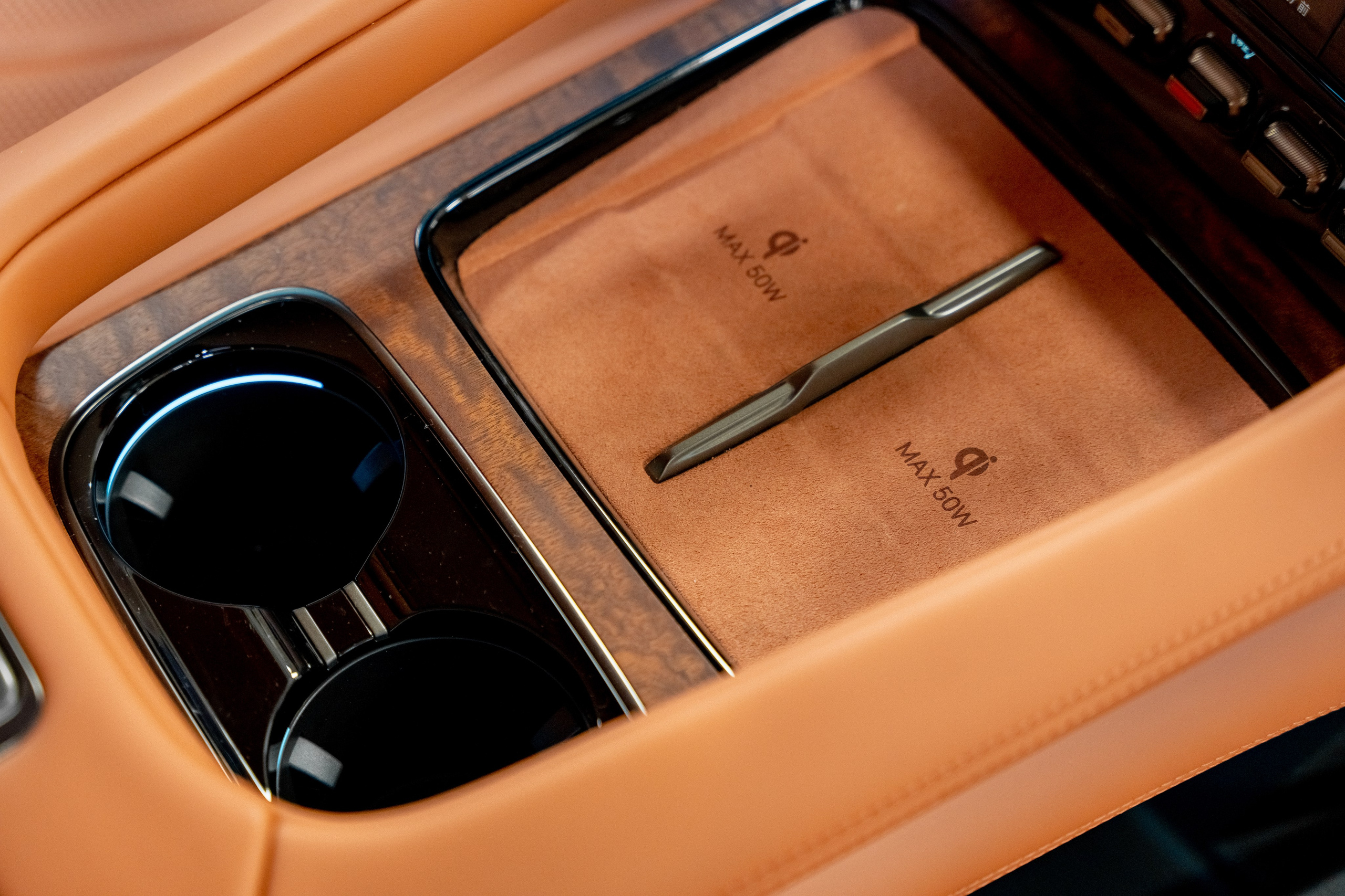 BYD U8. Станислав Тюрин Фотограф Москва. Индивидуальные и семейные фотосессии;