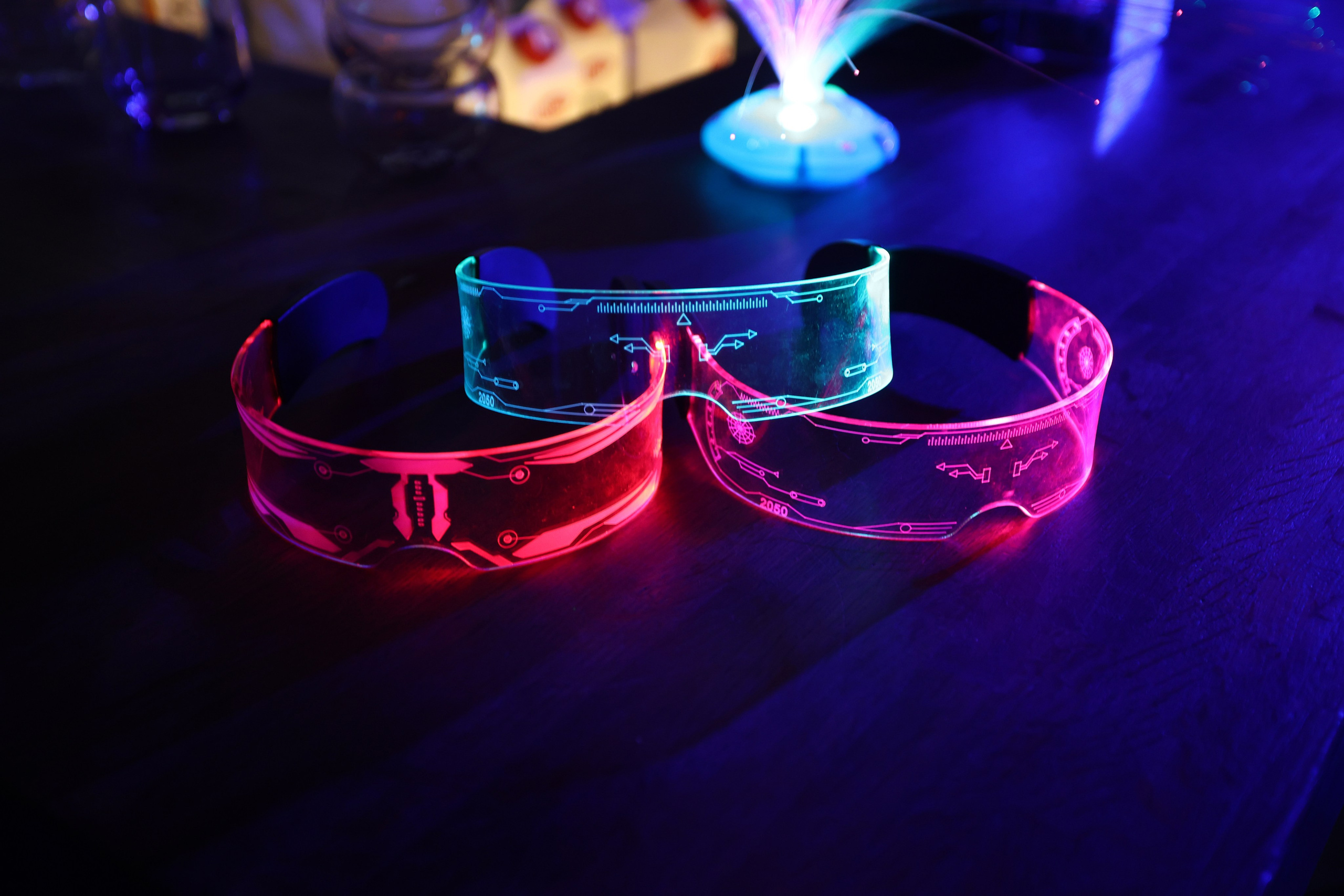 Neon Party 01.08.25. Мята Спортивная — Кальянная, караоке, бар в Минске