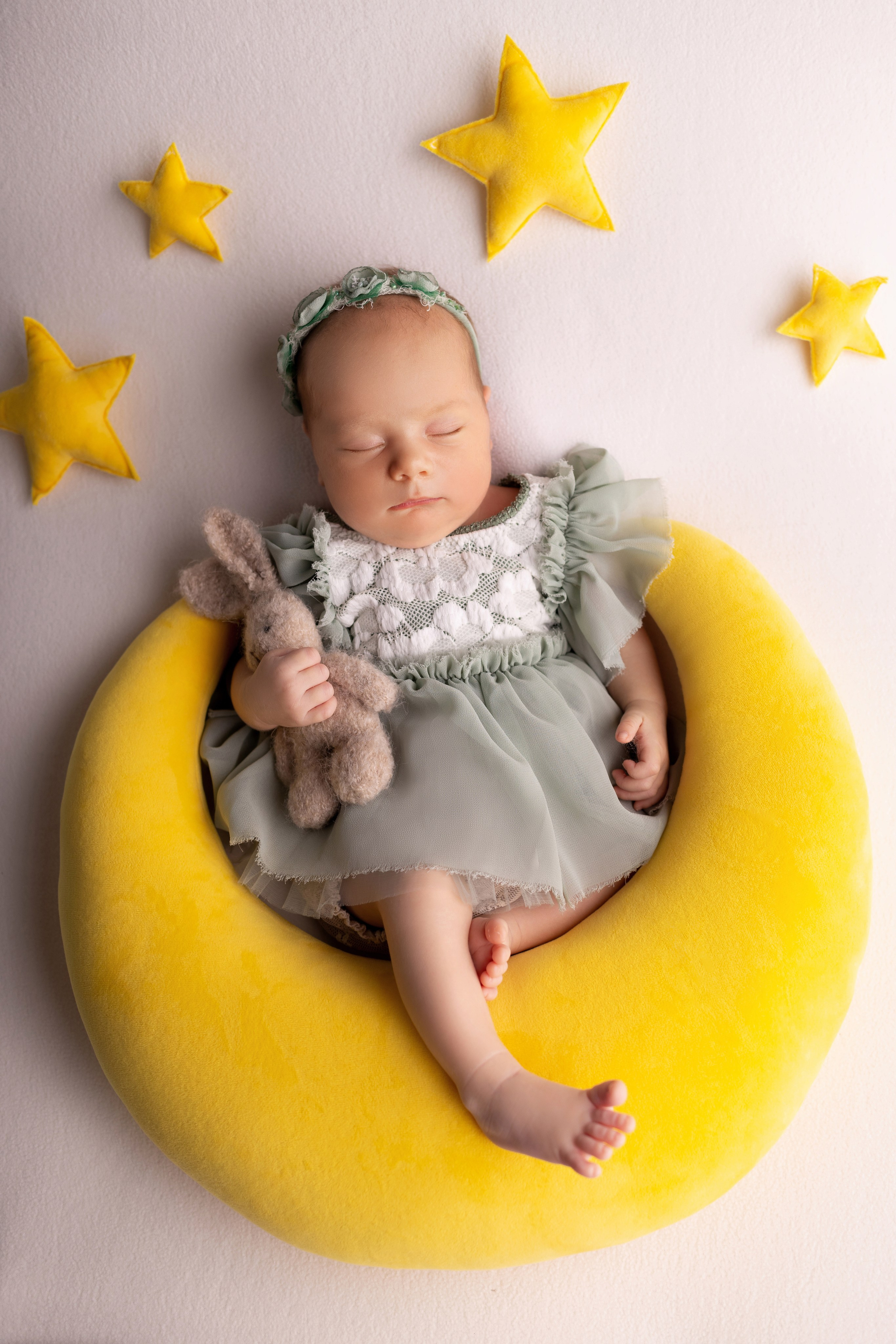 Классическая фотосессия малыша. Фотограф новорожденных малышей в Омске и Омской области Эльвира Камаева