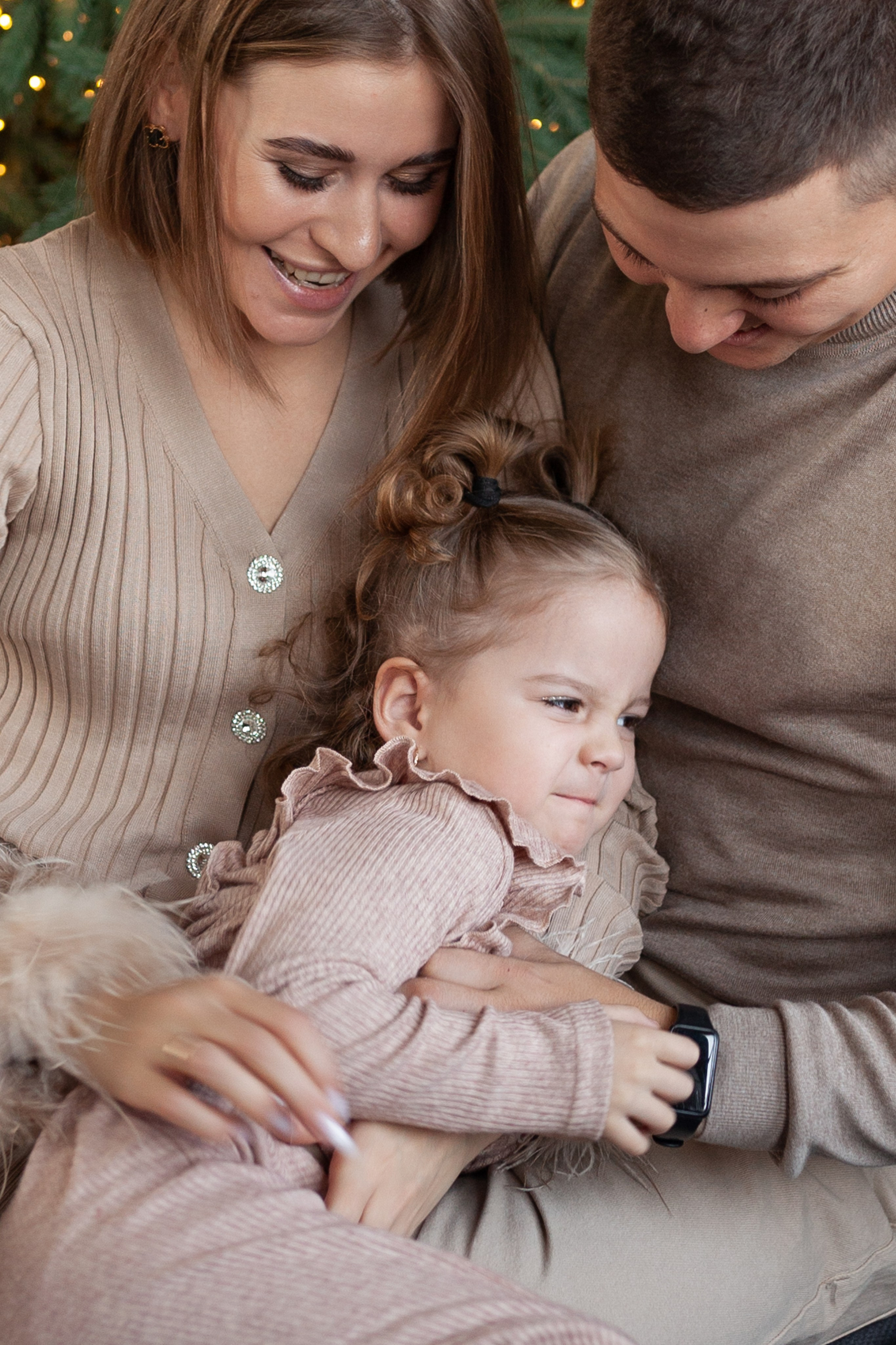 Семейная новогодняя. Семейный и женский фотограф, стильный репортаж в г. Новосибирск