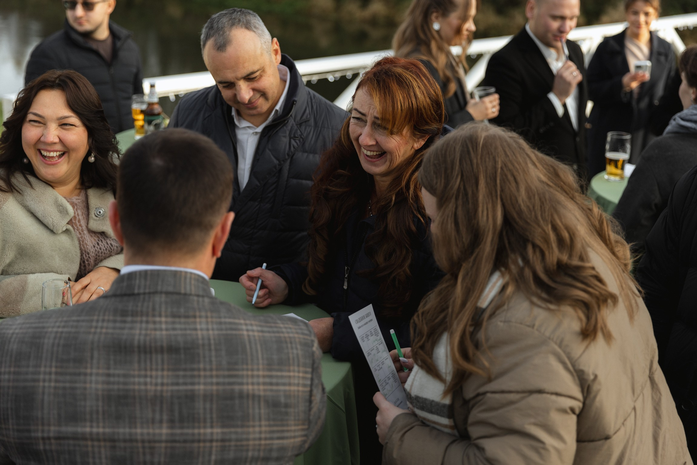 Two people swiped right. Свадебный фотограф Ярославль, Рыбинск