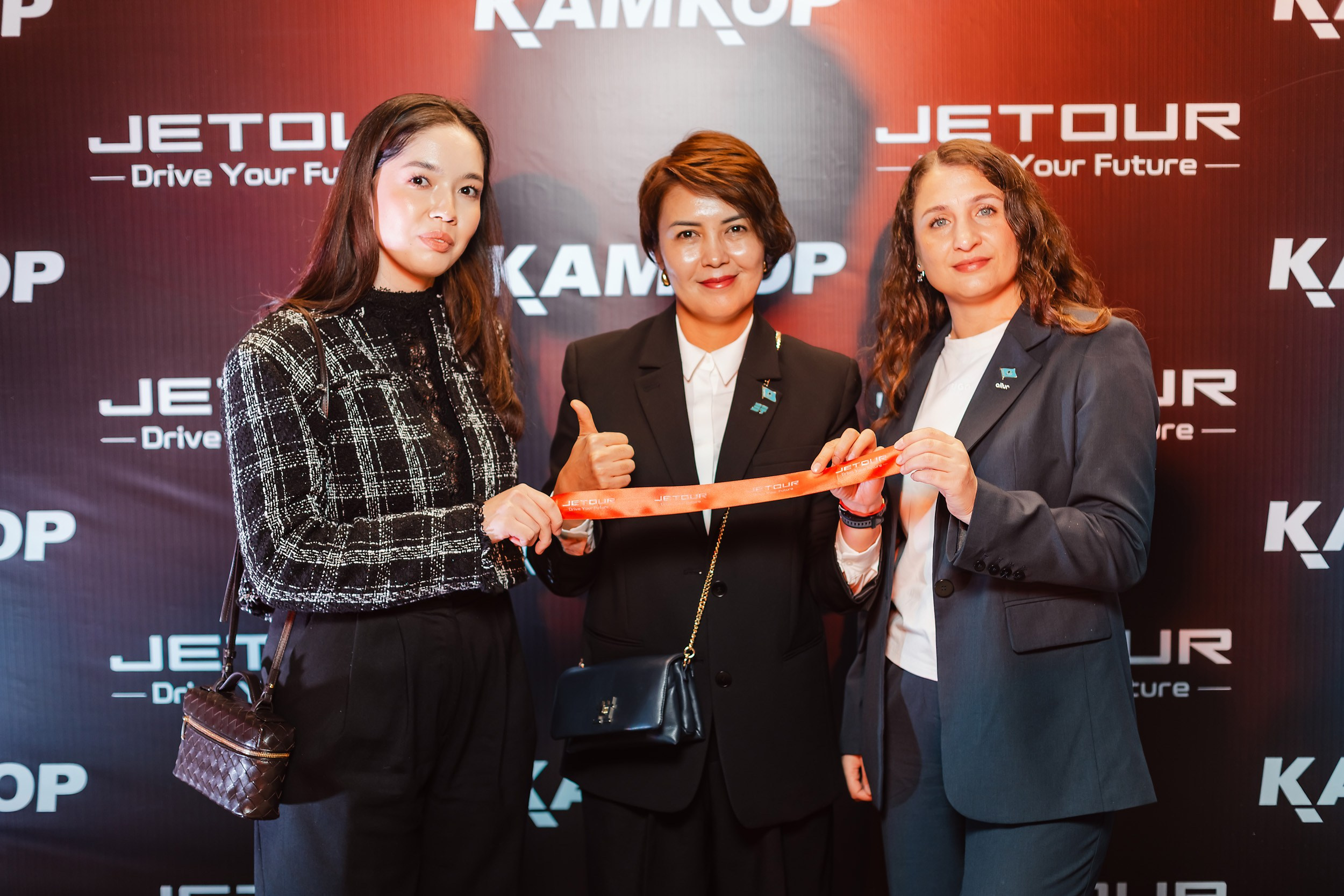 Открытие Jetour. Кипятком Павлодар