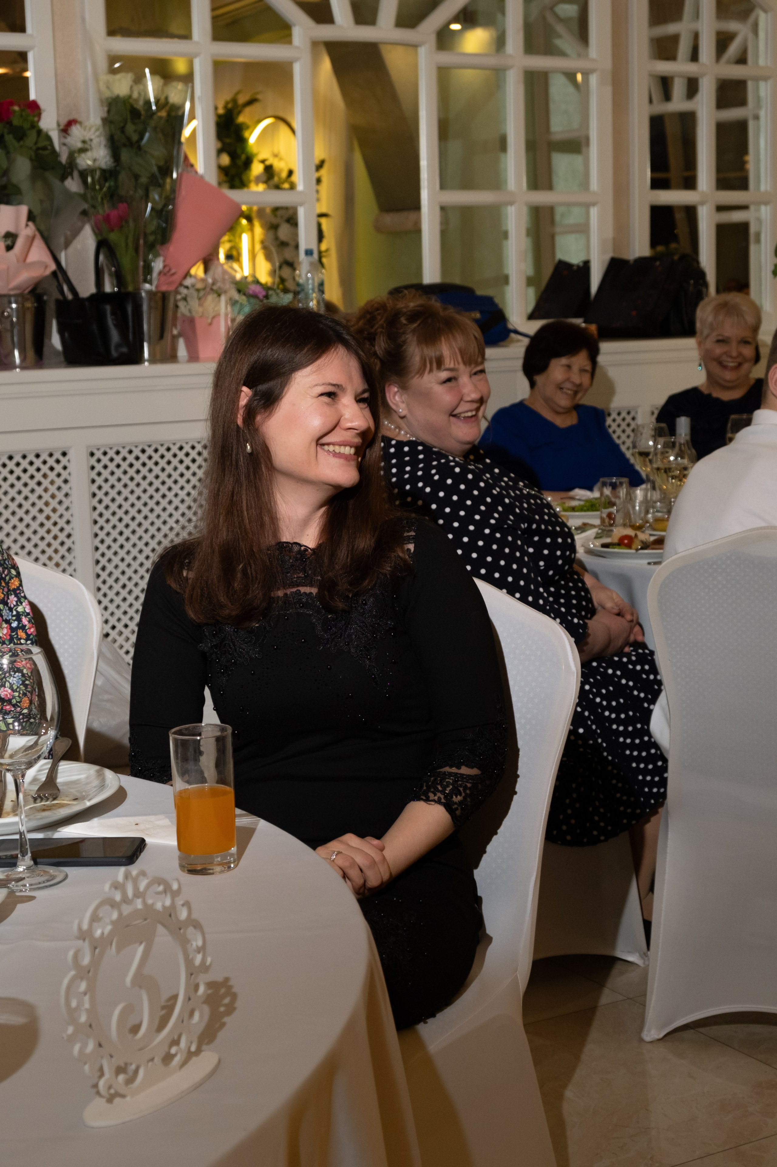 Гостиница Севастополь. Свадебная фотосессия Новый Херсонес. Профессиональная фотосъемка в Крыму. Натуральные эмоции и живые кадры. Забронируйте дату прямо сейчас!