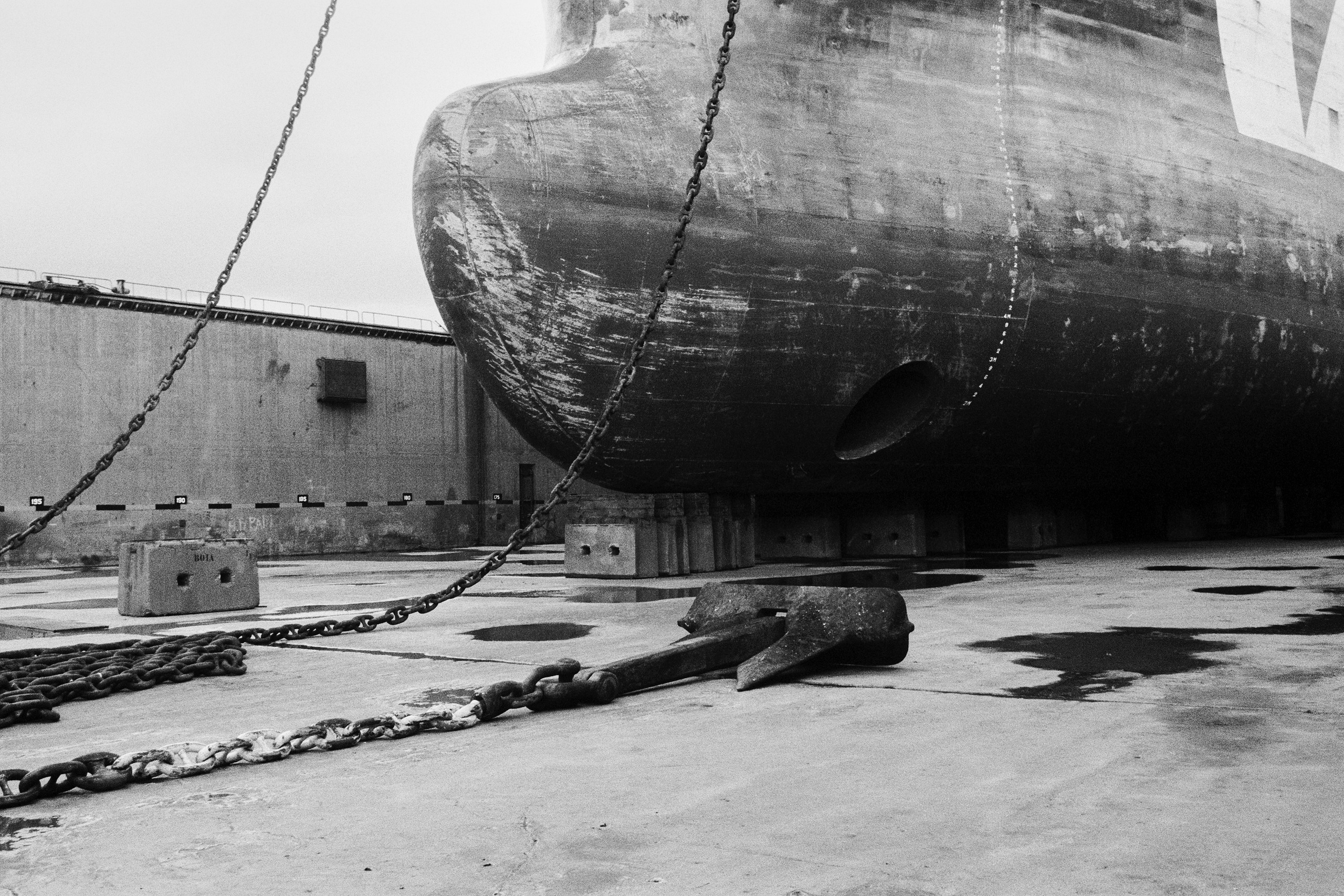 танкер. судоремонтный завод