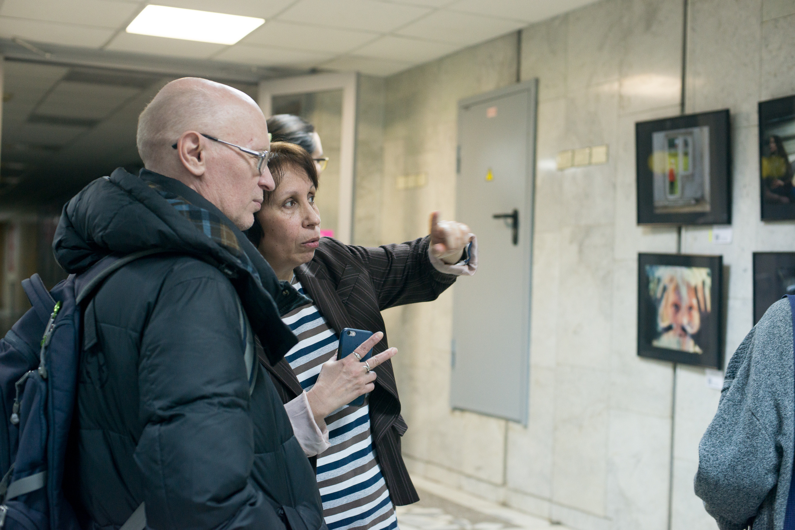 Вернисаж персональной фотовыставки Алексея Михайлова «В поисках смысла ". Портретный фотограф в Москве Алексей Михайлов