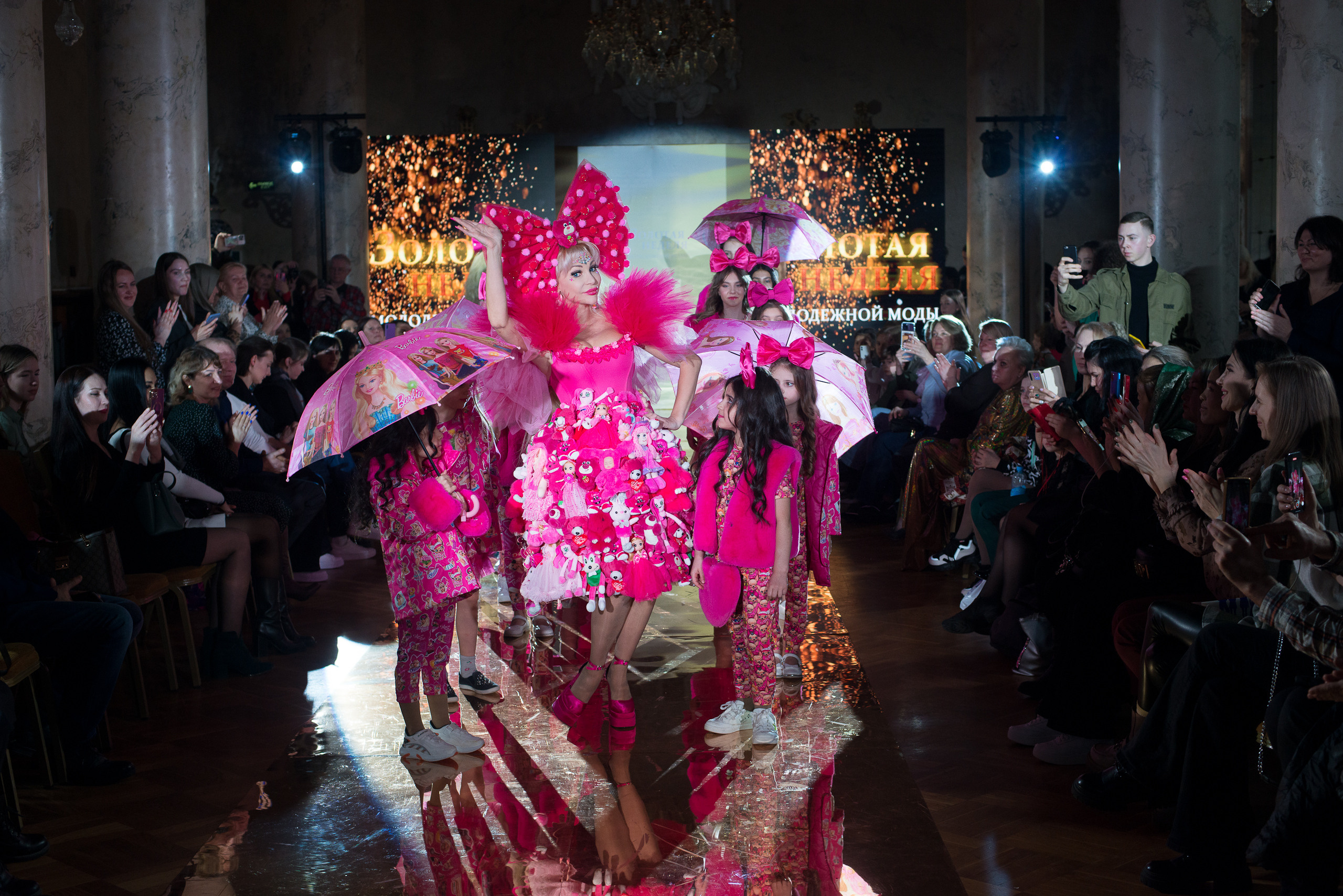 ЗОЛОТАЯ НЕДЕЛЯ молодежной моды. Портретный фотограф в Москве Алексей Михайлов