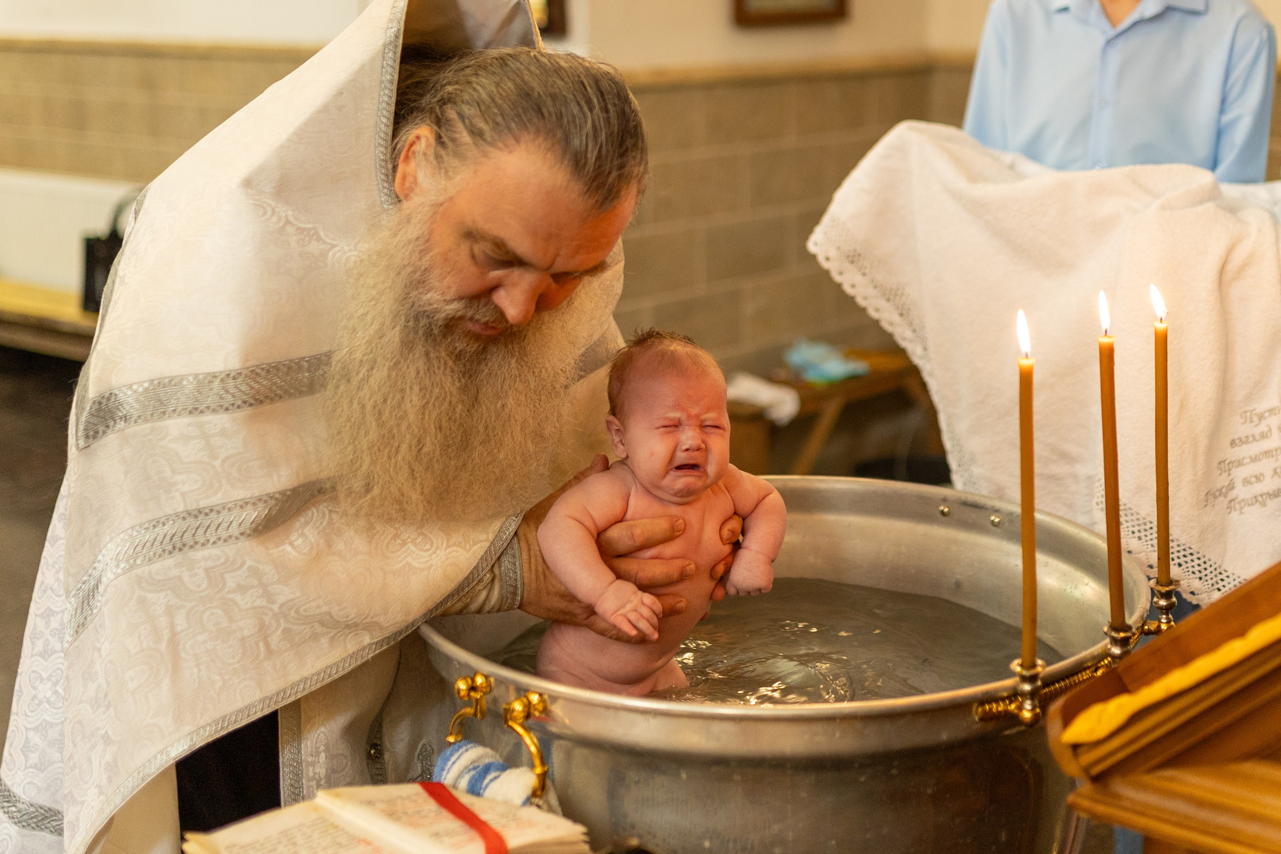 Крещение, Храм во имя Всемилостивого Спаса (на Звёздочке). Фотограф новорожденных. Детский и семейный фотограф Марьяна Юдина